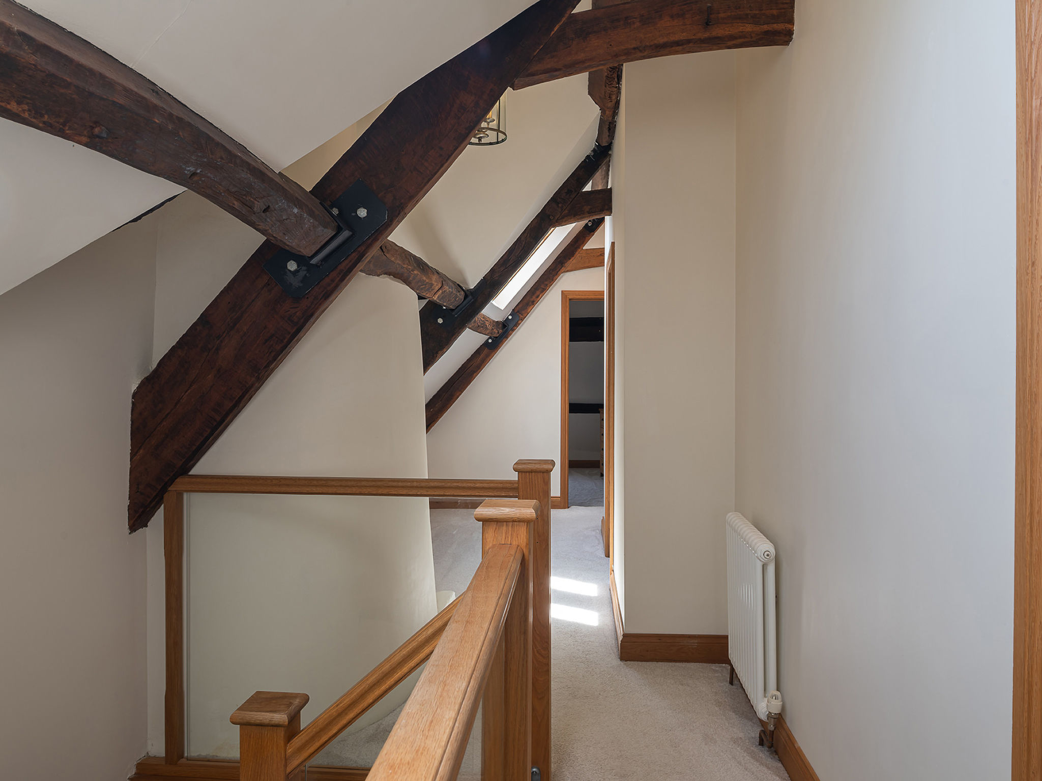 The Painswick Retreat - Binnen