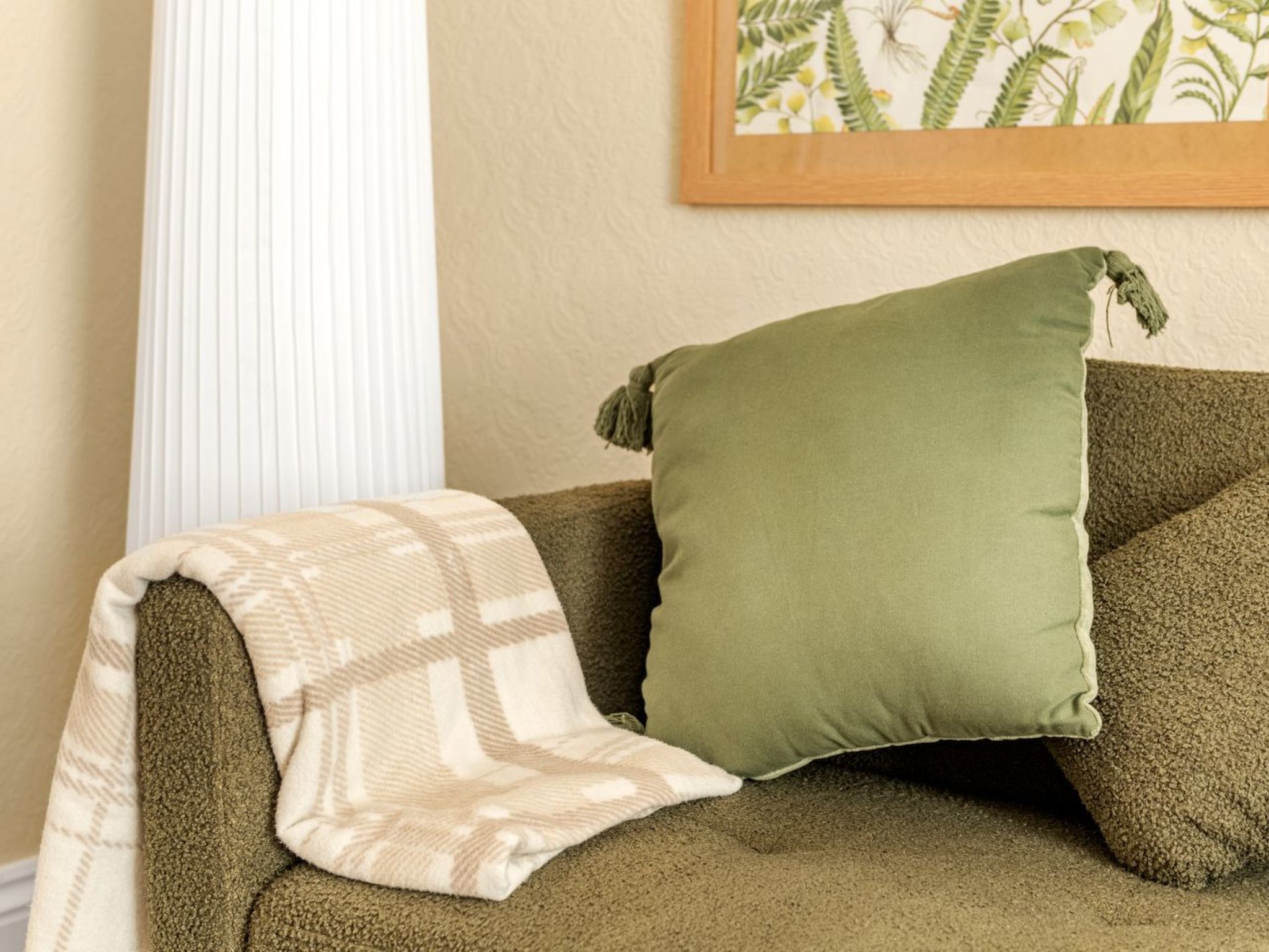 "3-Bett-Haus mit Parkplatz und Büro"-Image-tags.info