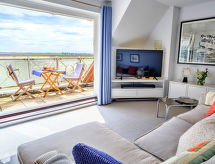 Stijlvol appartement aan het water in Burnham-on-Crouch met balkon - thumbnail 1