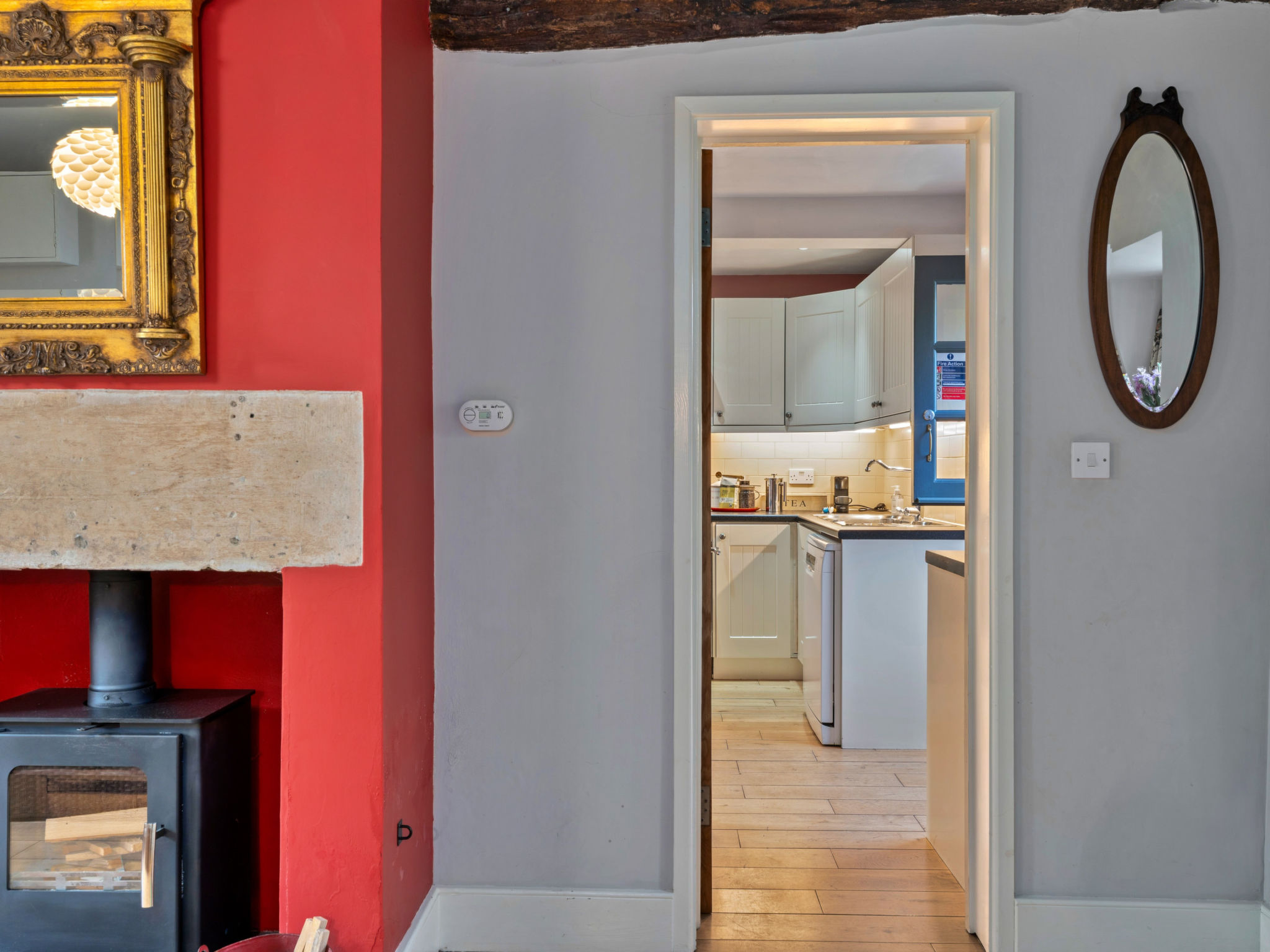 Meadowsweet Cottage - Binnen