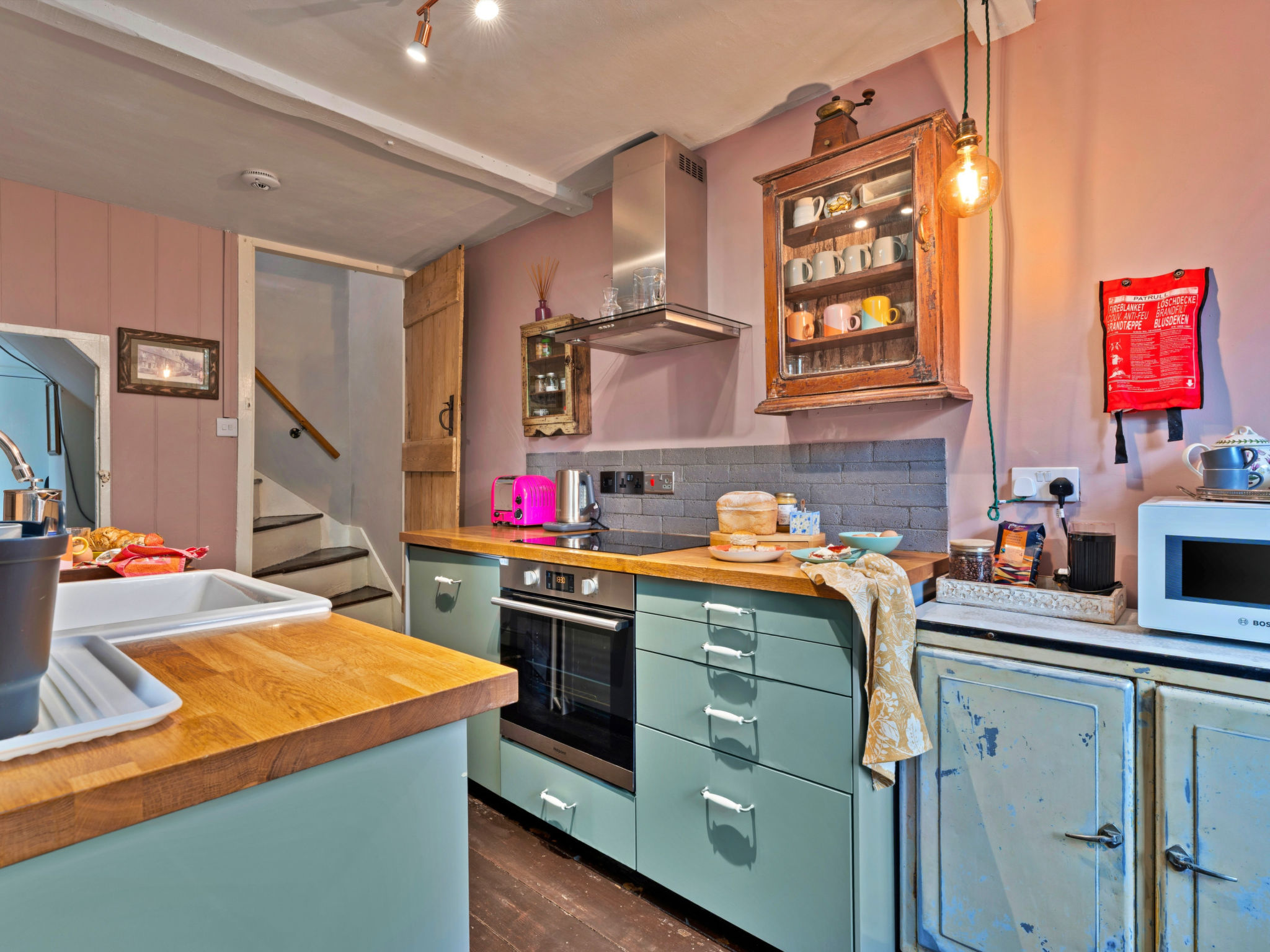Flittermouse Cottage - Binnen