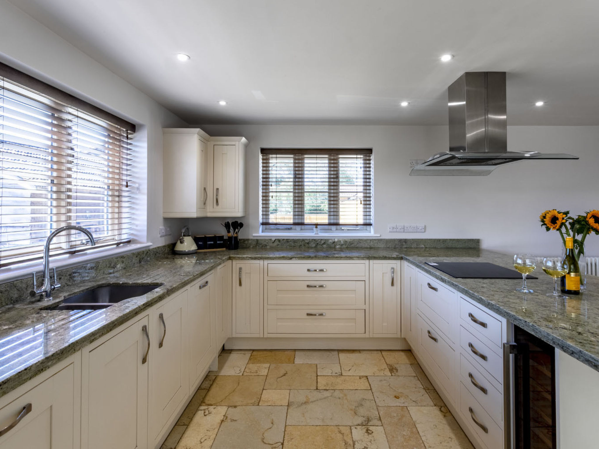 The Farmhouse at Rusty Lane Farm - Binnen