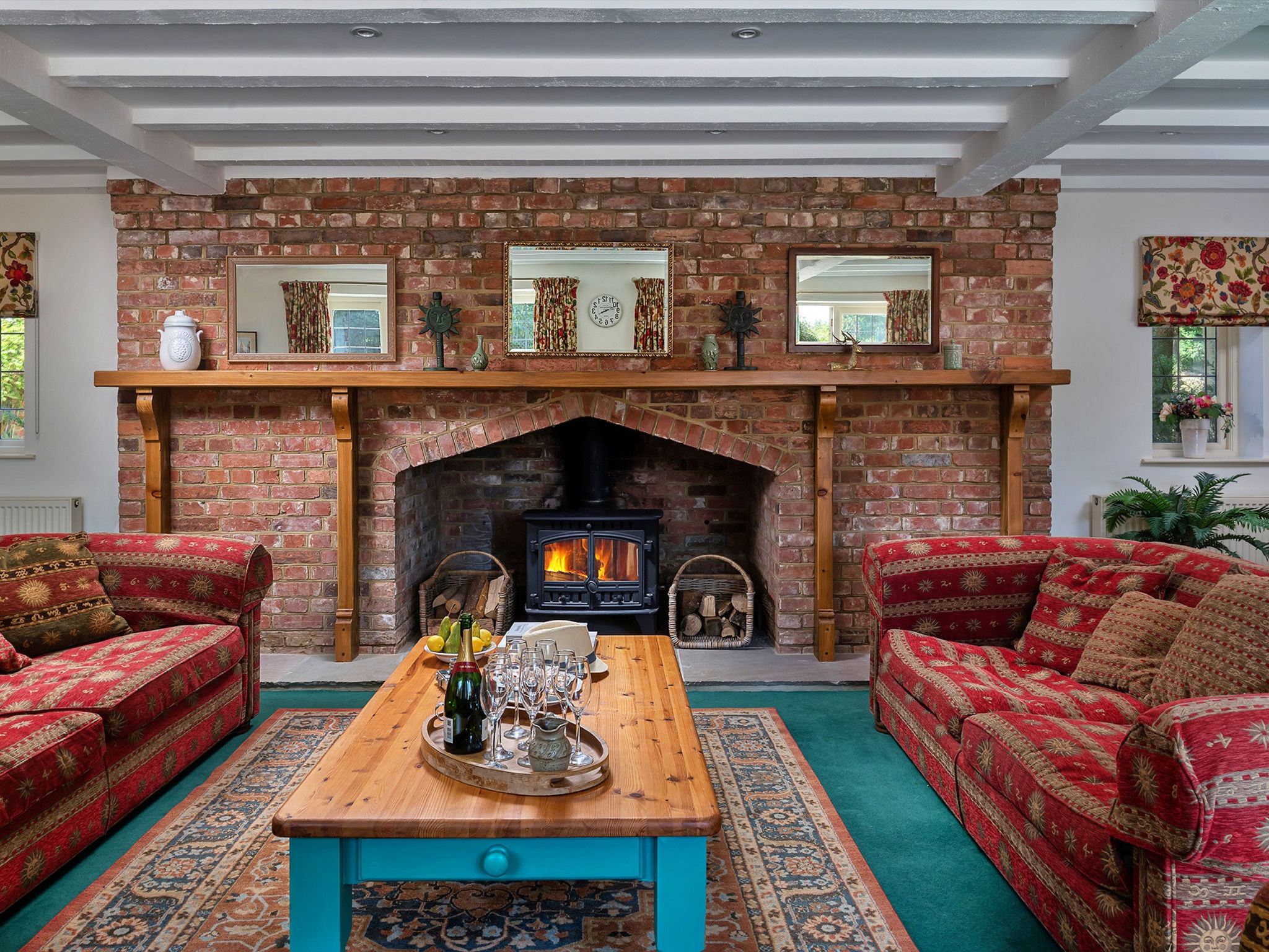Chillstone House — Living Room (4 of 56)