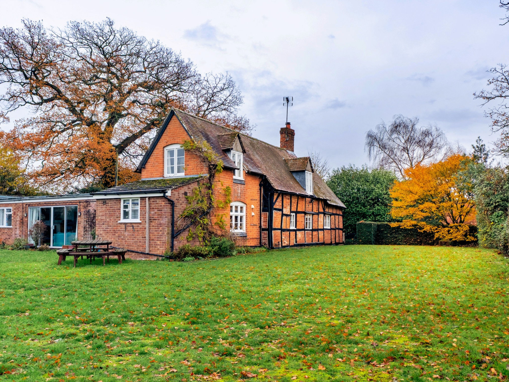 Cricketers' Cottage - Buiten