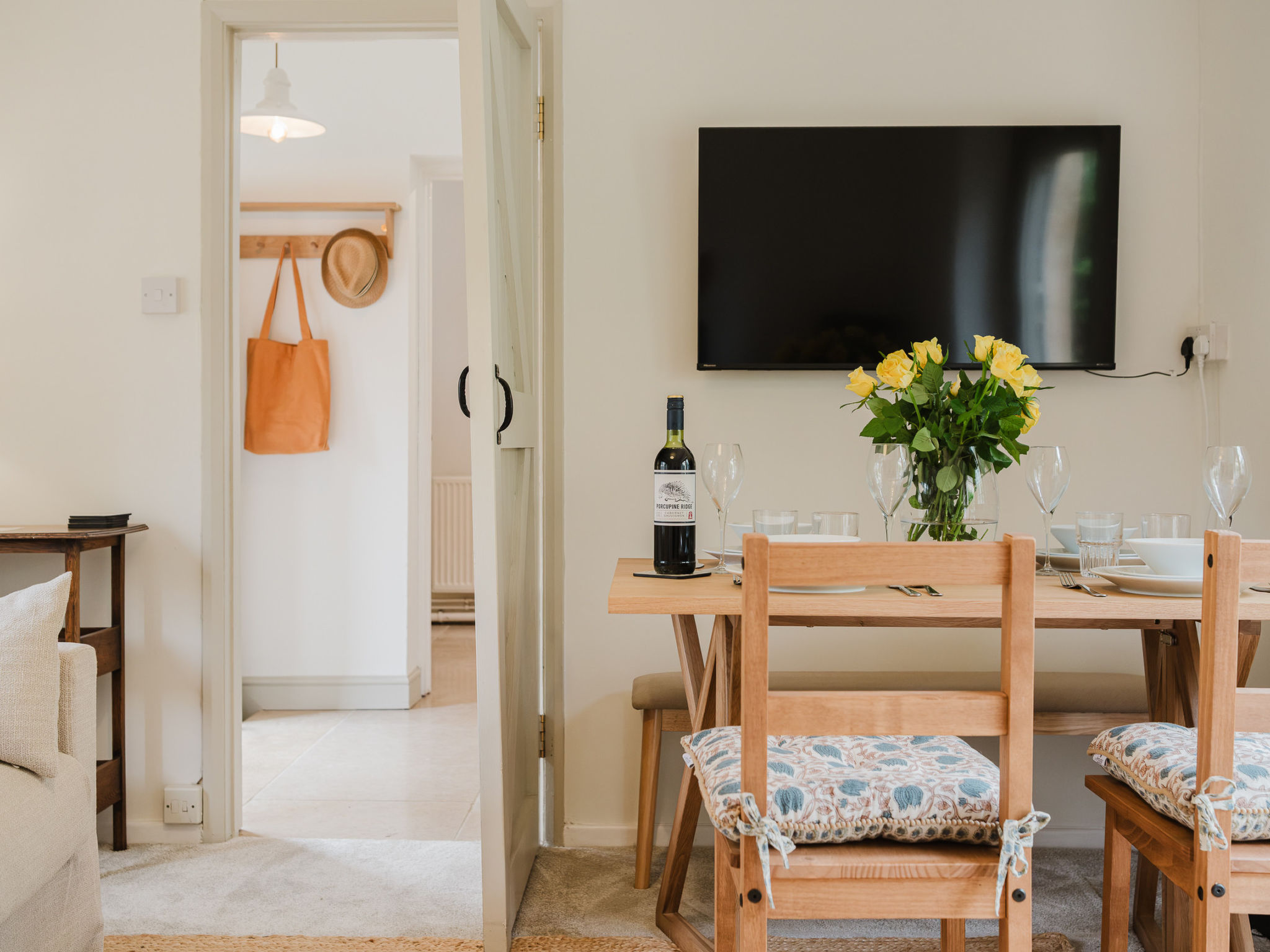 Little Hale Cottage - Binnen