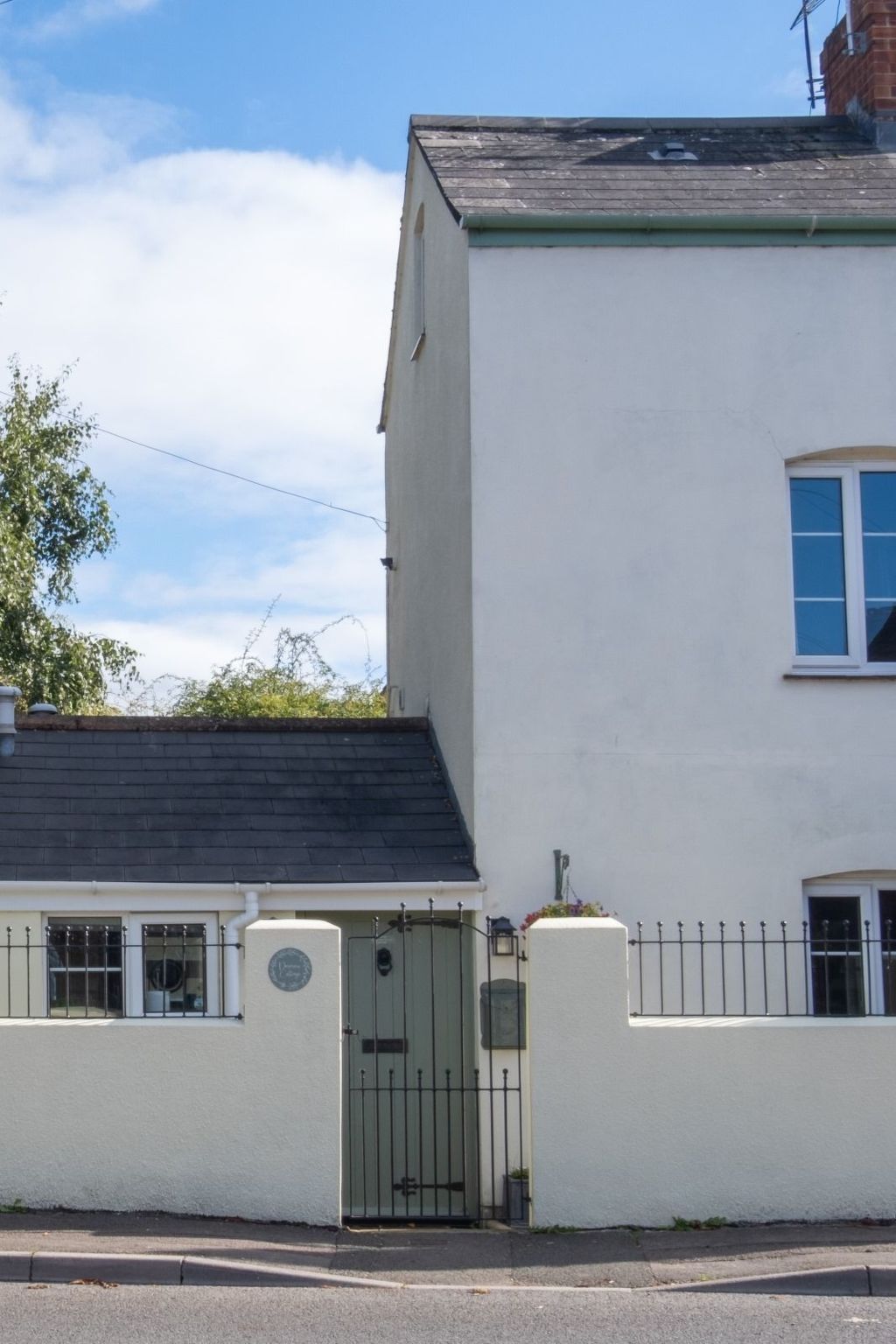 Doverow Cottage-Image-tags.info