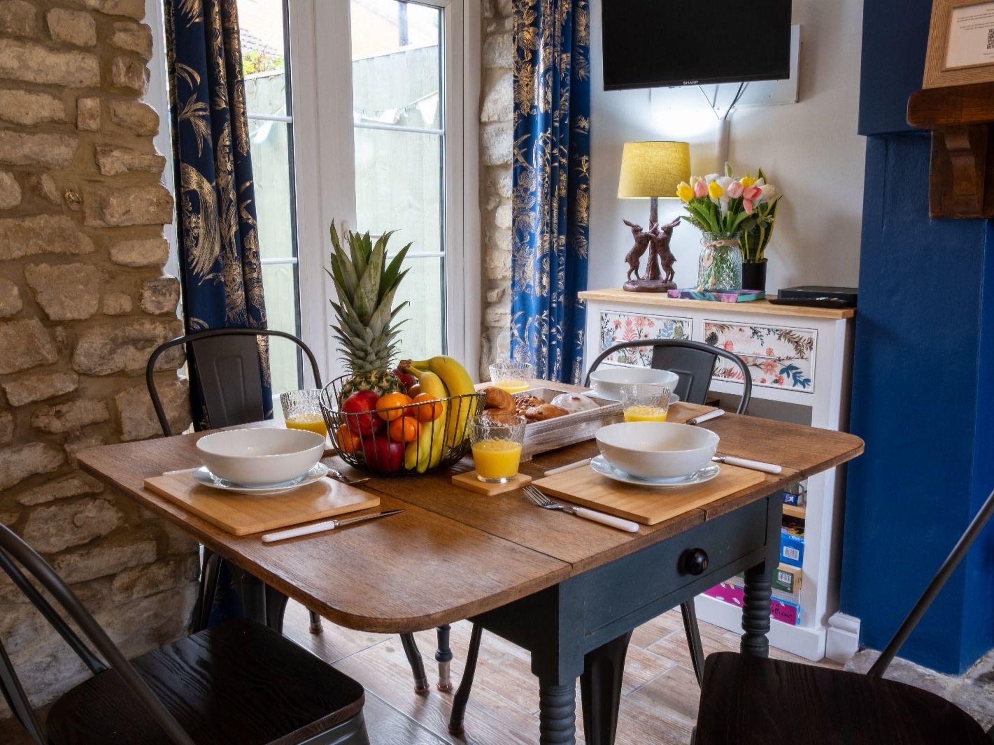 Doverow Cottage-Image-tags.info