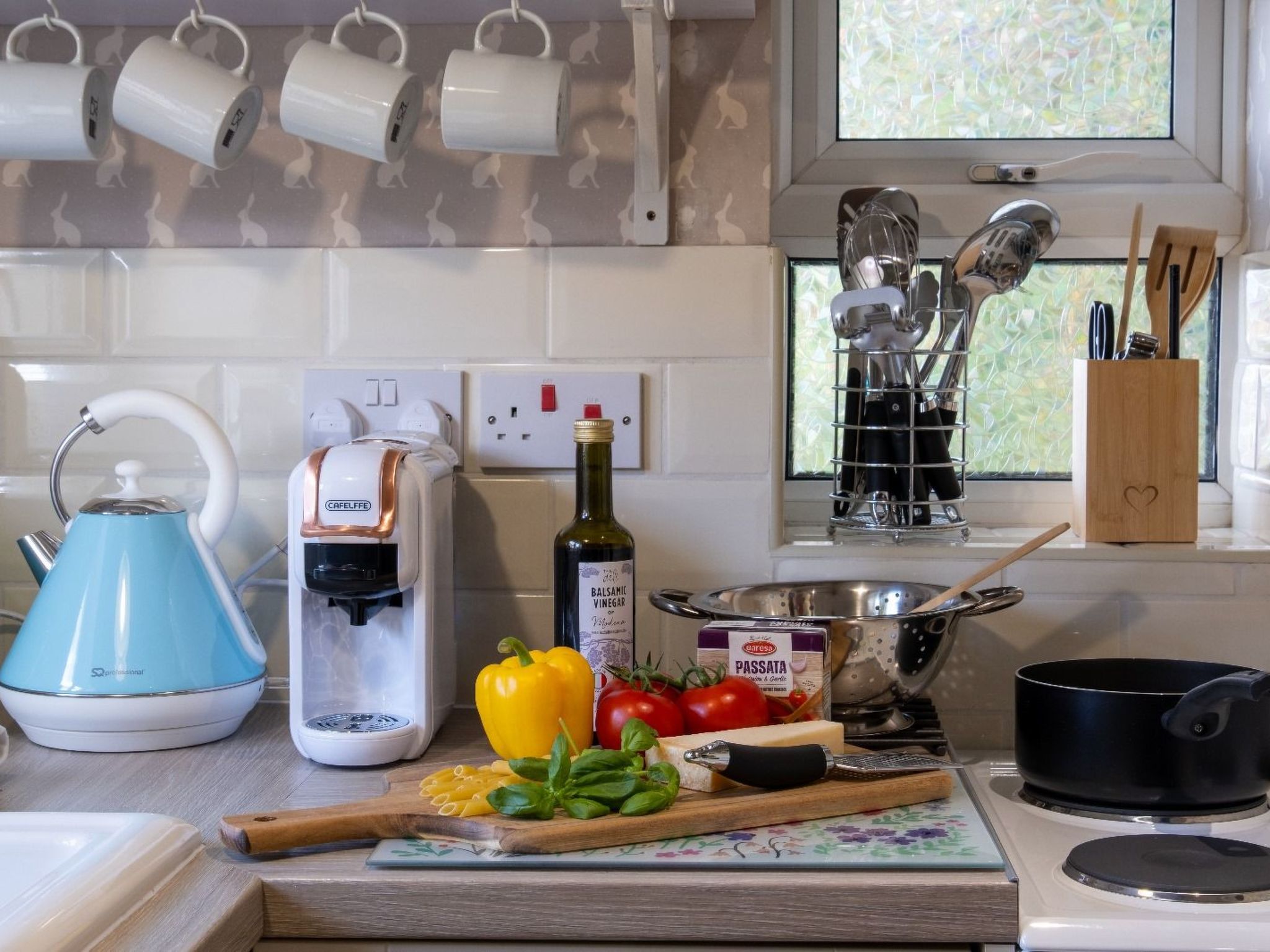 Doverow Cottage-Image-tags.info