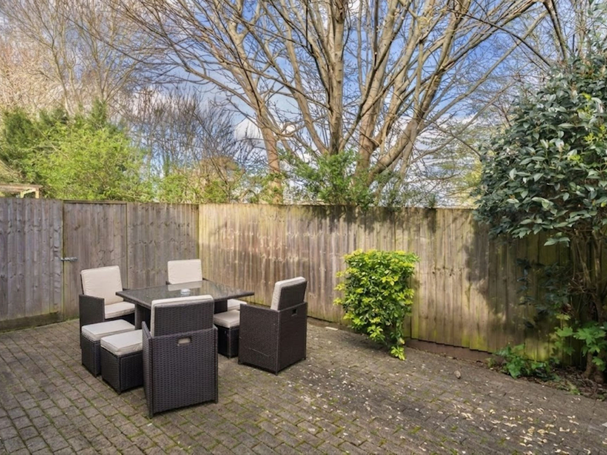 Hollies Coach House - Buiten