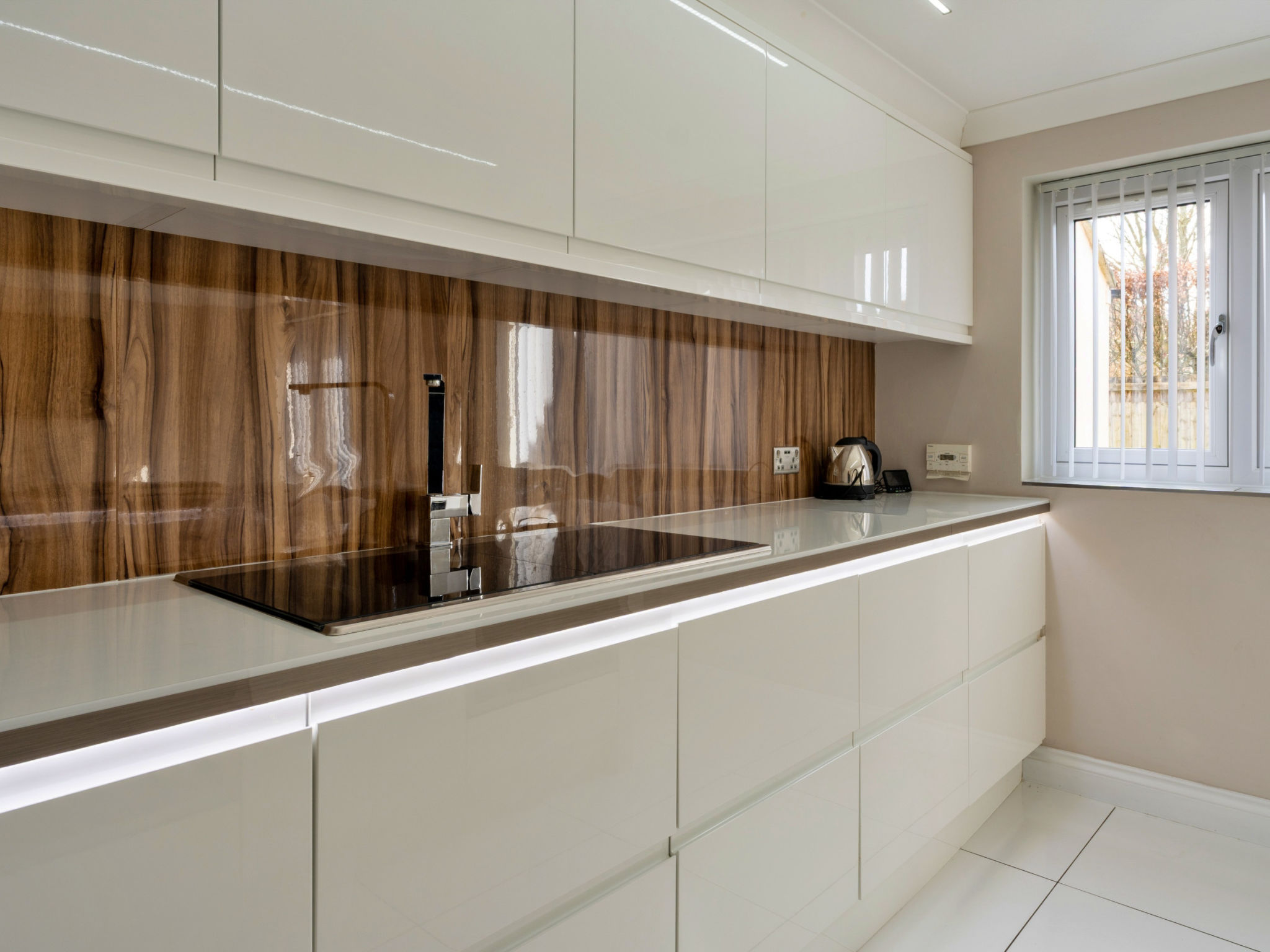 Hollies Cottage, Elm (4 bed) - Binnen