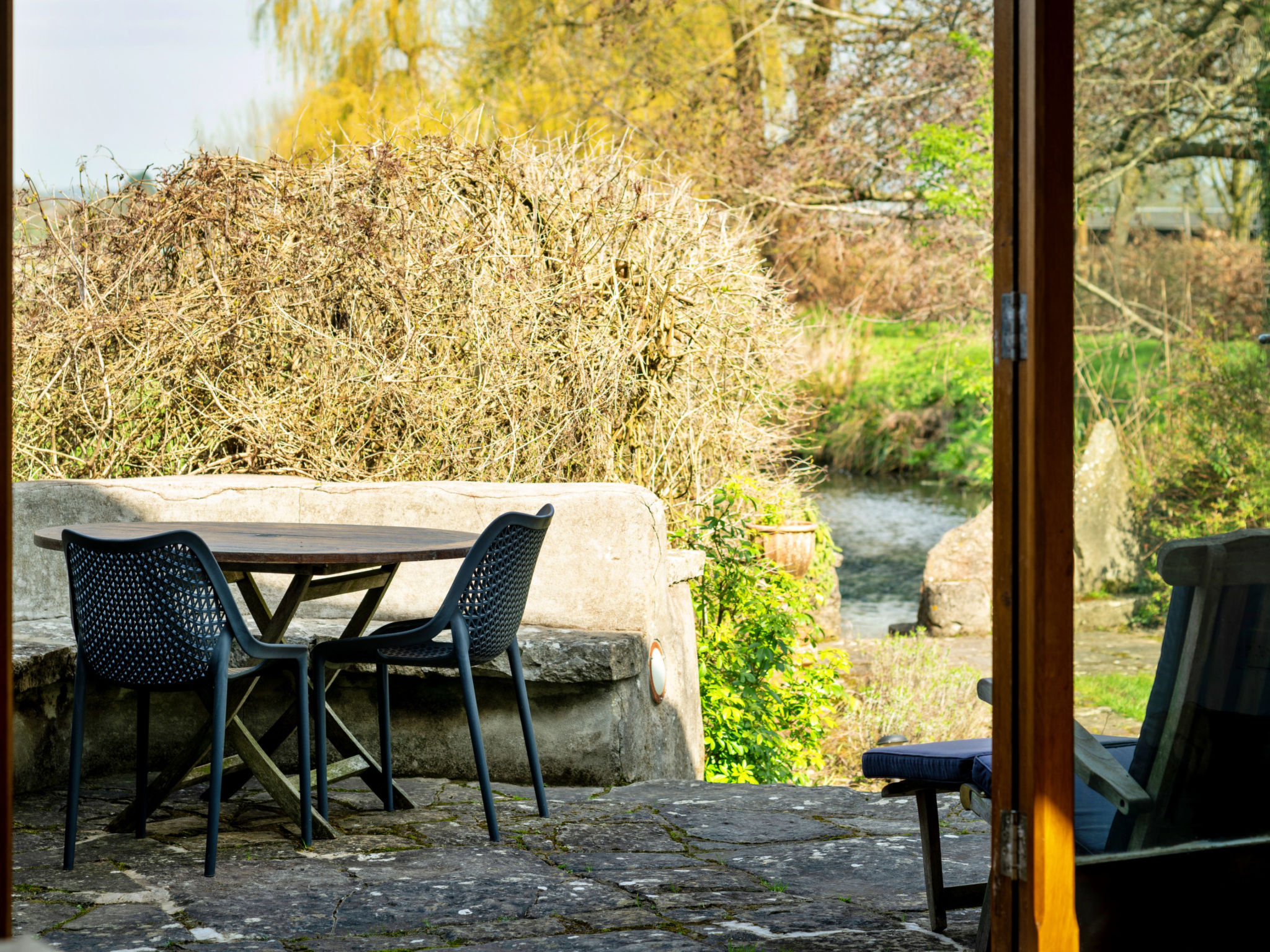 Mill Barn By The Stream - Buiten