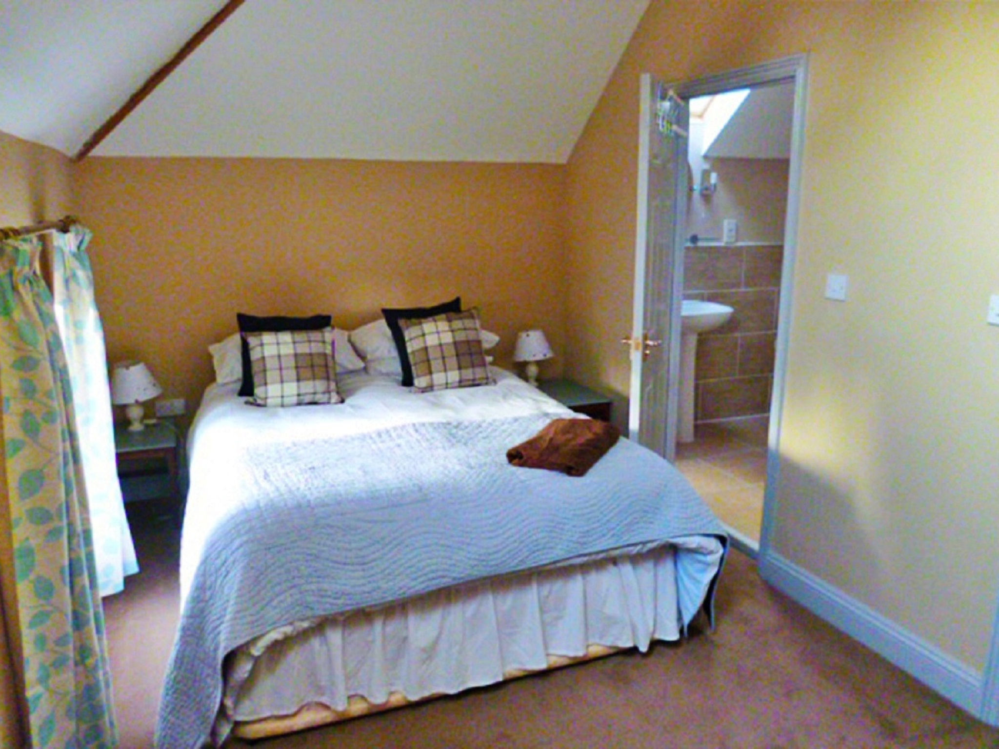 No.1 Meynell Mews