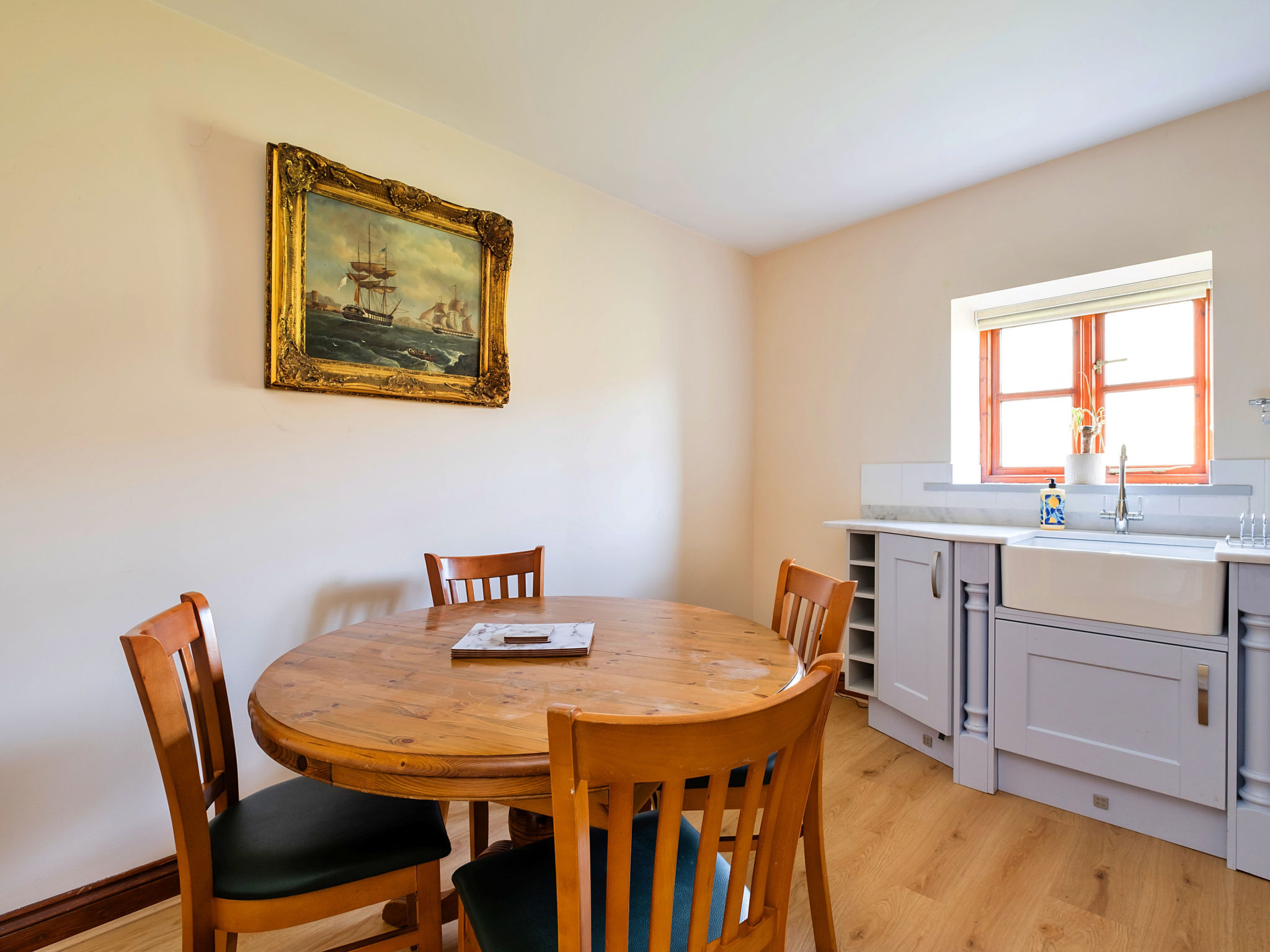 Walton Maisonette-Drinnen