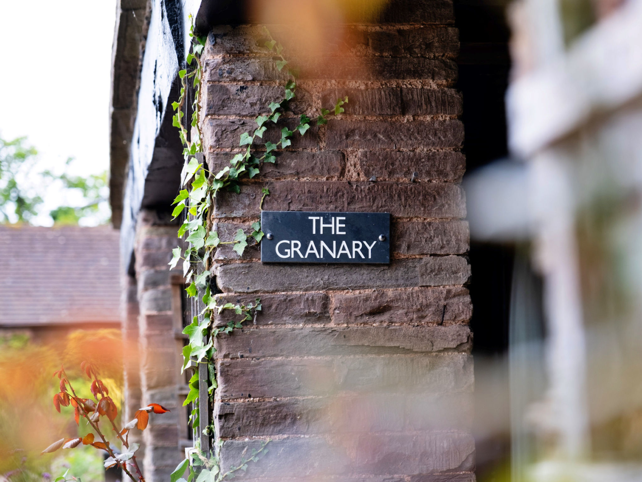 New Lodge Granary - Outside