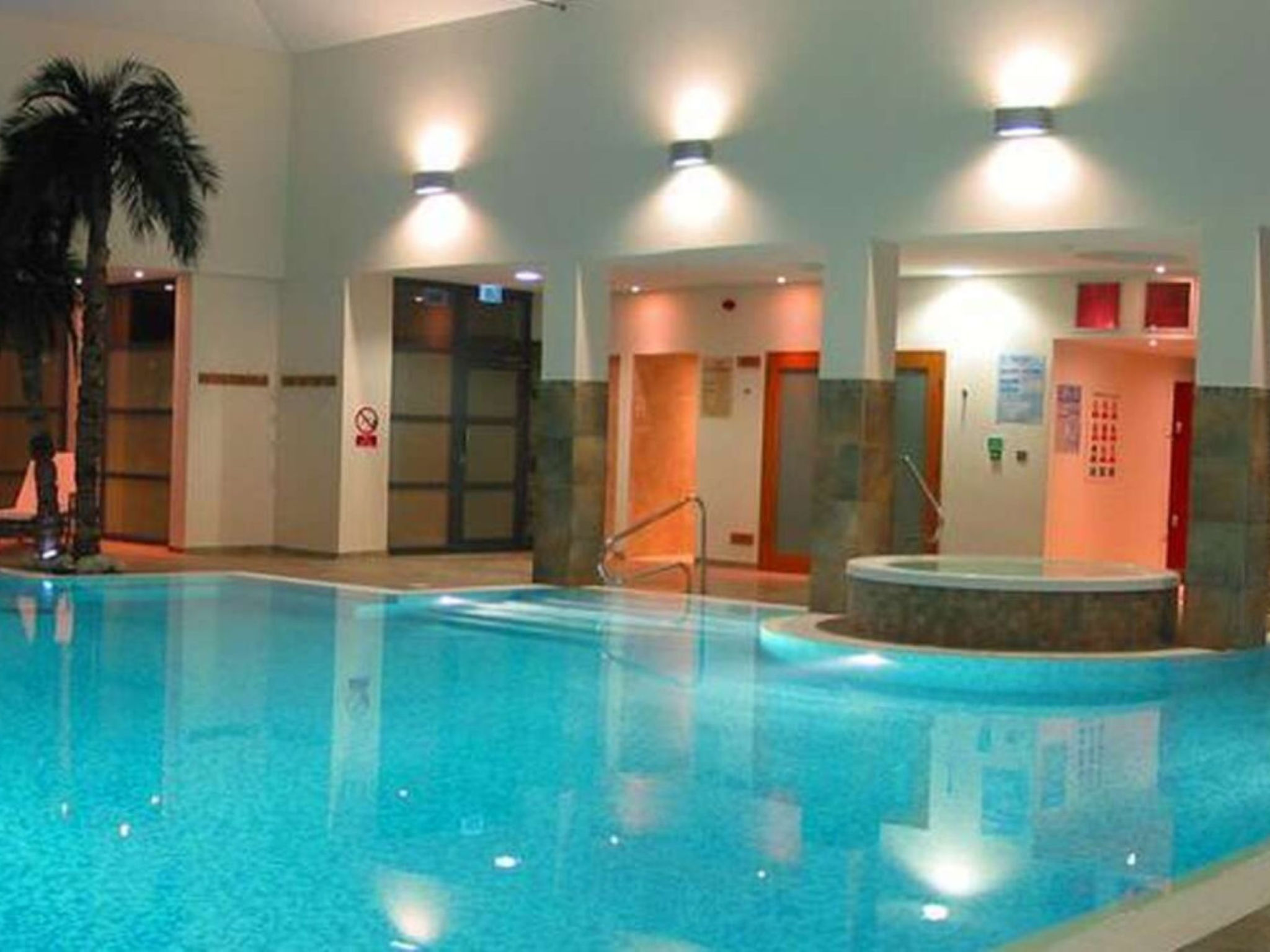 Elizabeth House - Inside