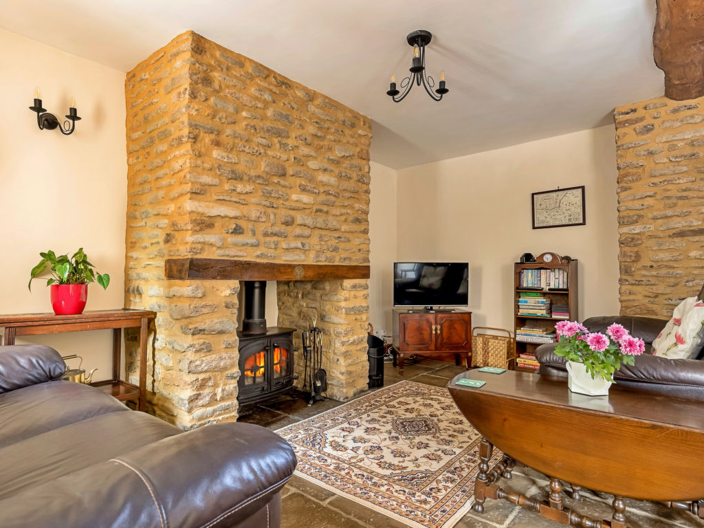 Fives Court Cottage.