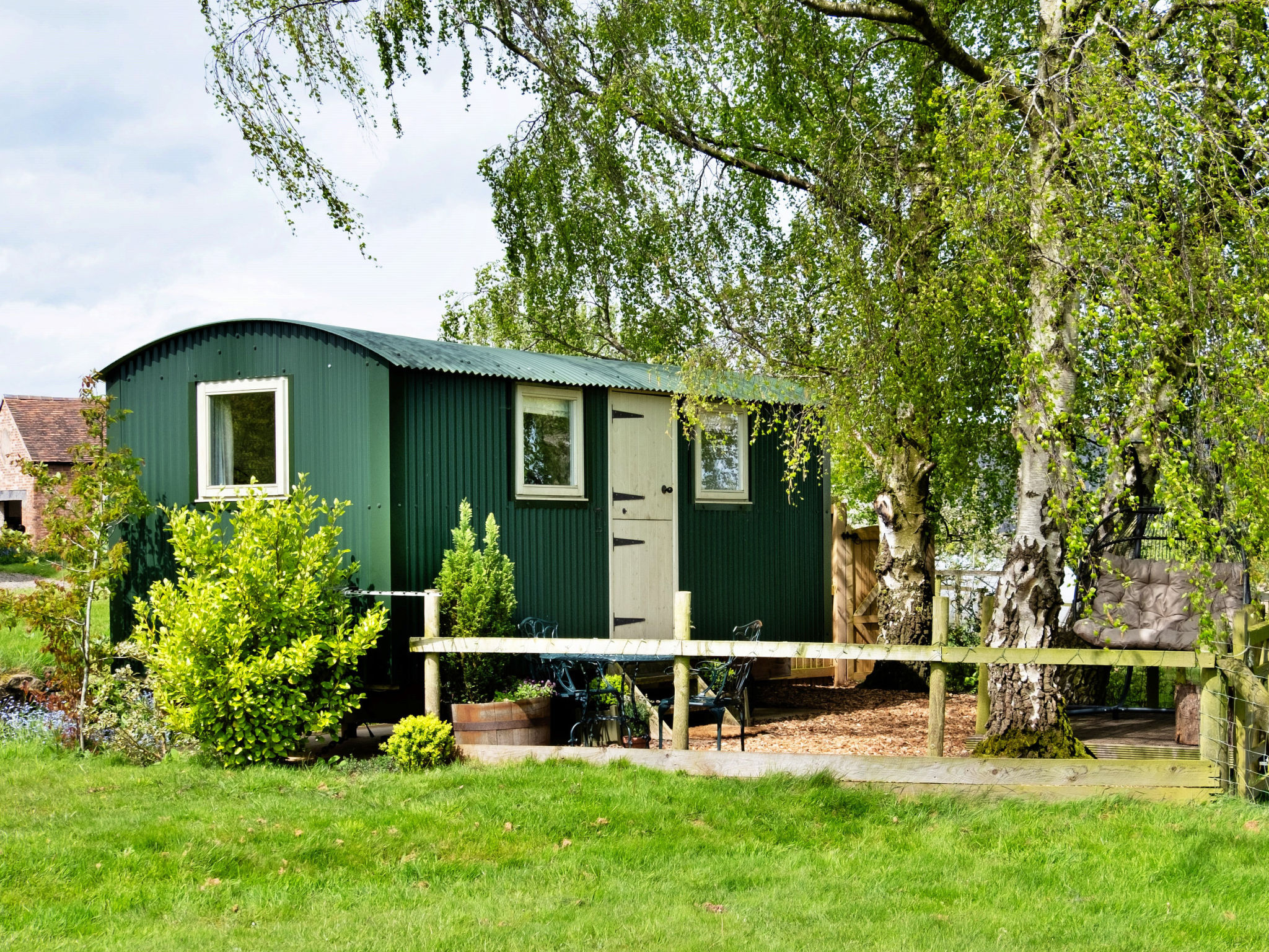 Hay and Hedgerow Glamping