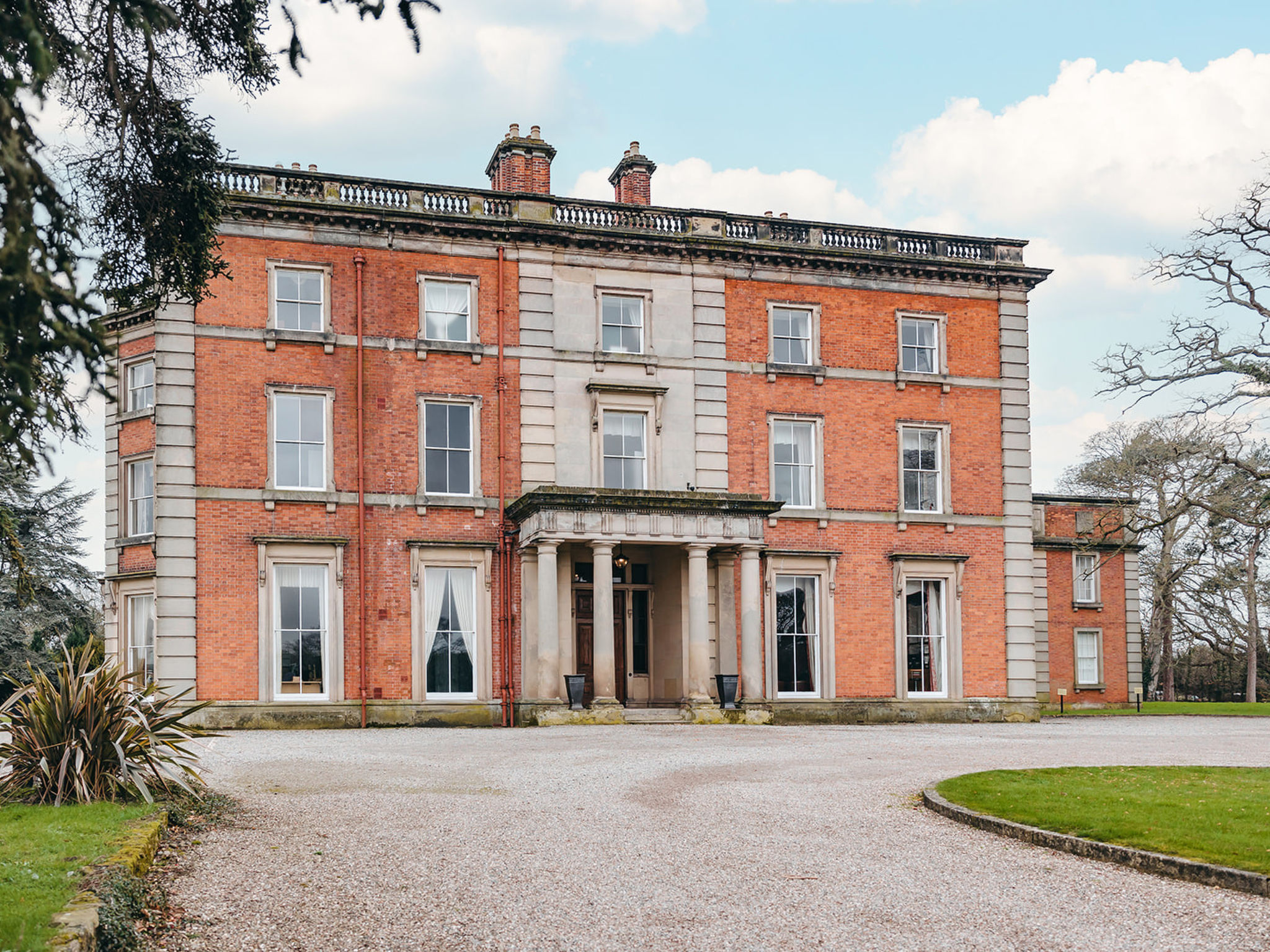 Netley Hall - Peach Tree-Draußen
