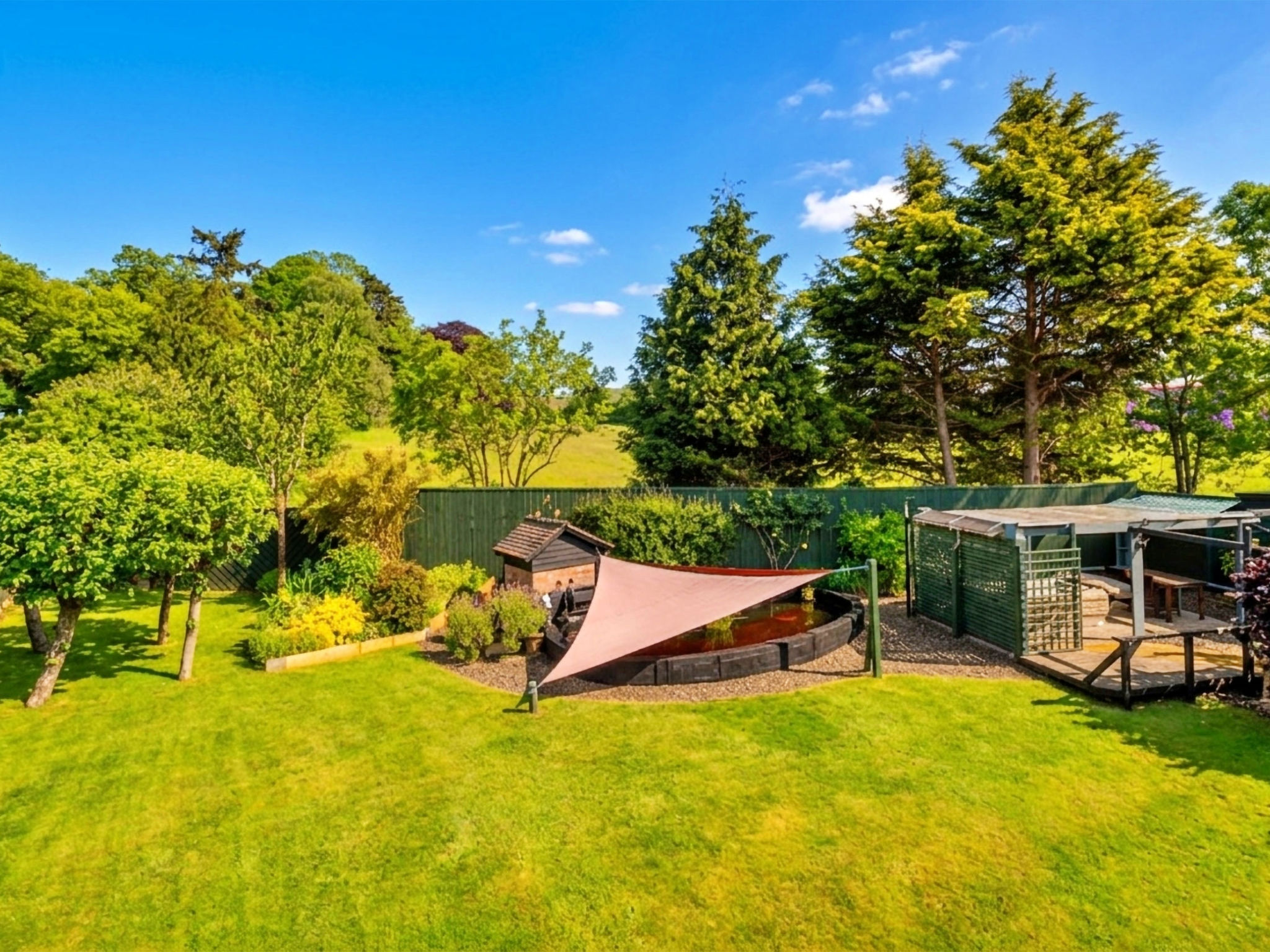 The Grove Annexe - Buiten