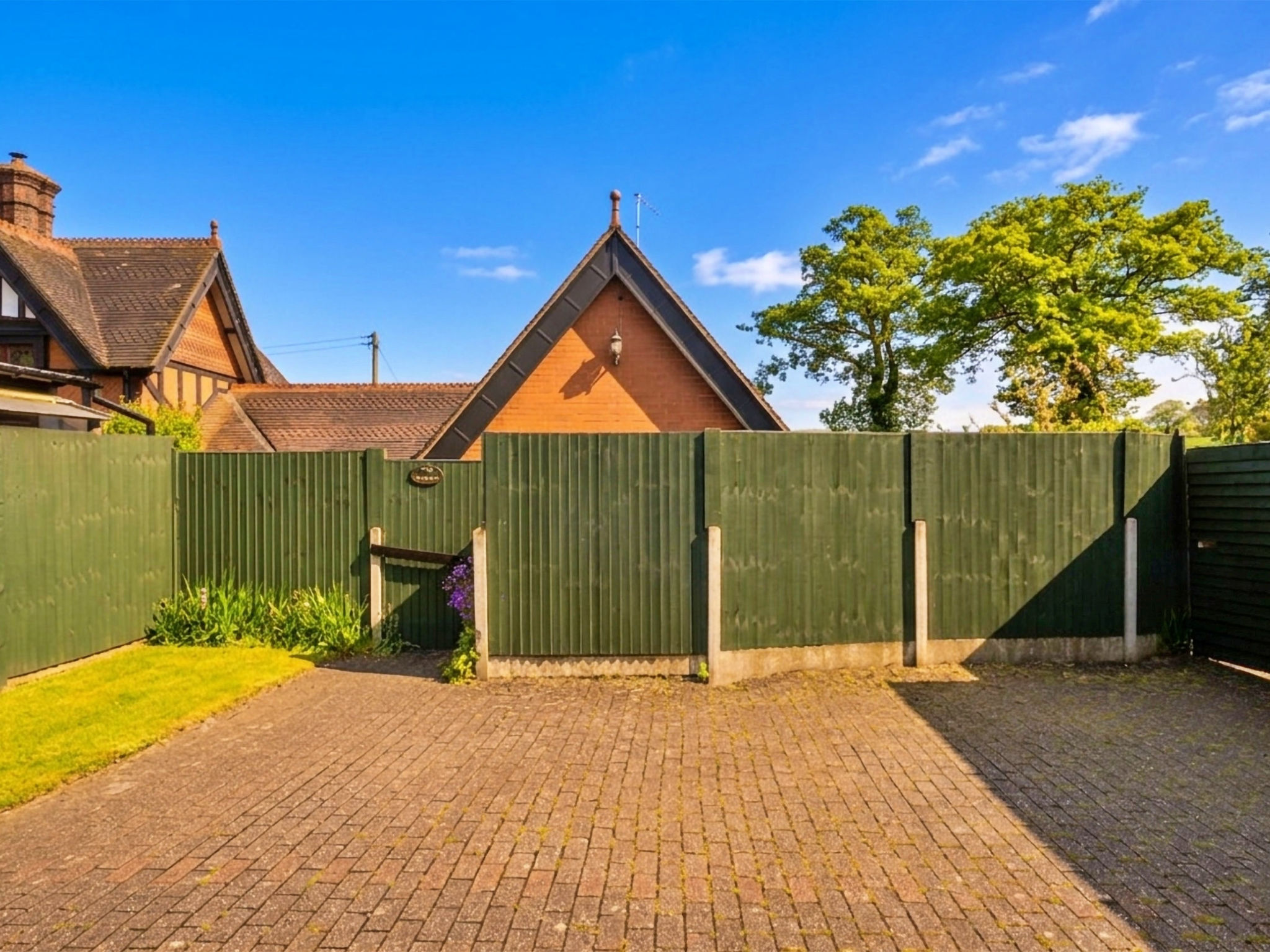 The Grove Annexe