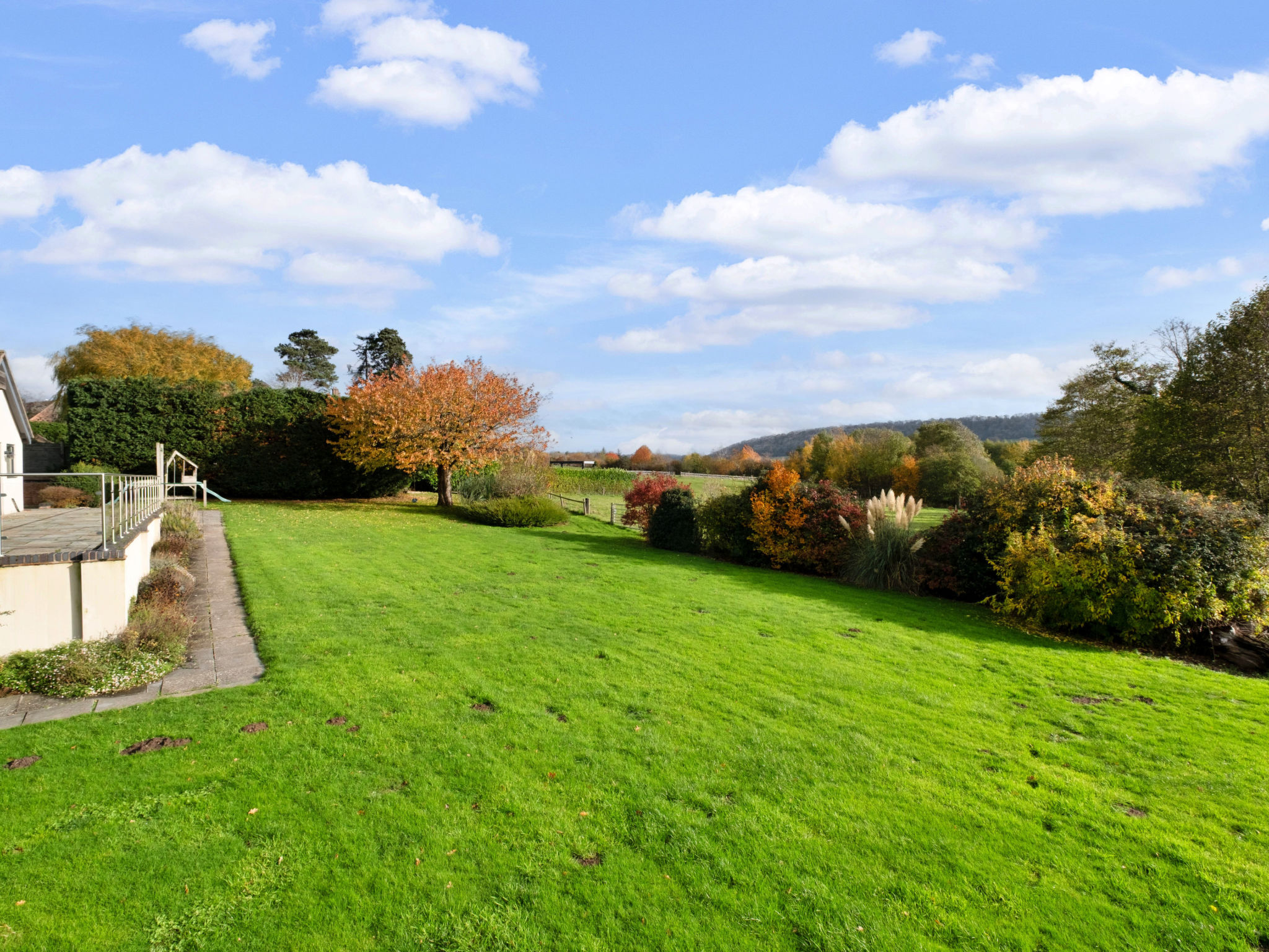 Yonder Castle Hill - Dehors