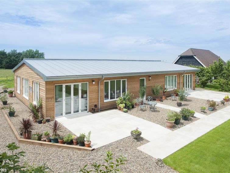 Great Field Farm Cottages Accommodation in Canterbury