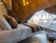 Knole Luxury Dome: Glamping in een ruime koepel nabij Canterbury - thumbnail 6