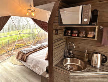 Unieke glamping koepel met whirlpool en open haard bij Hoath - thumbnail 6