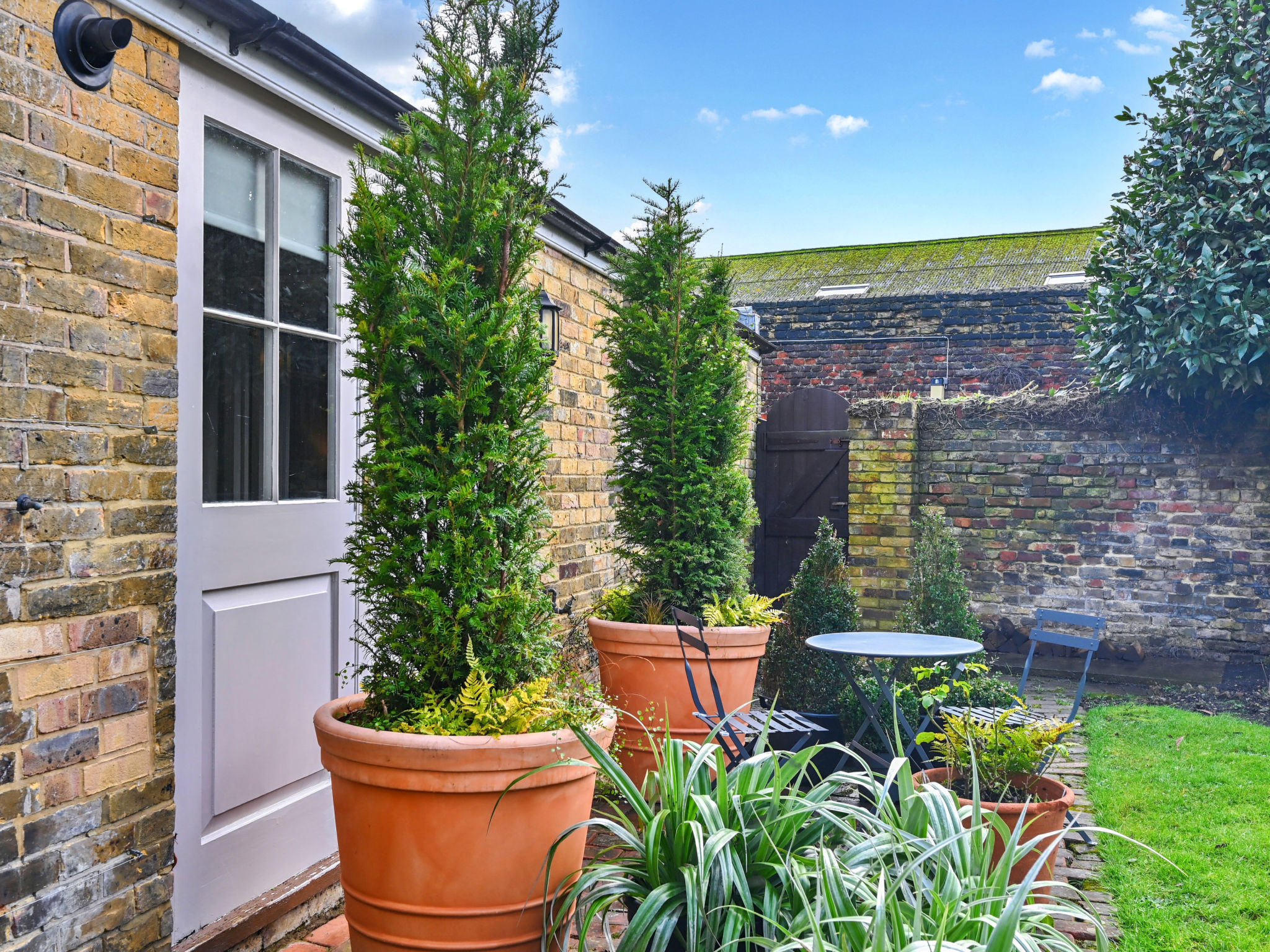 St Germain's Annexe - Outside