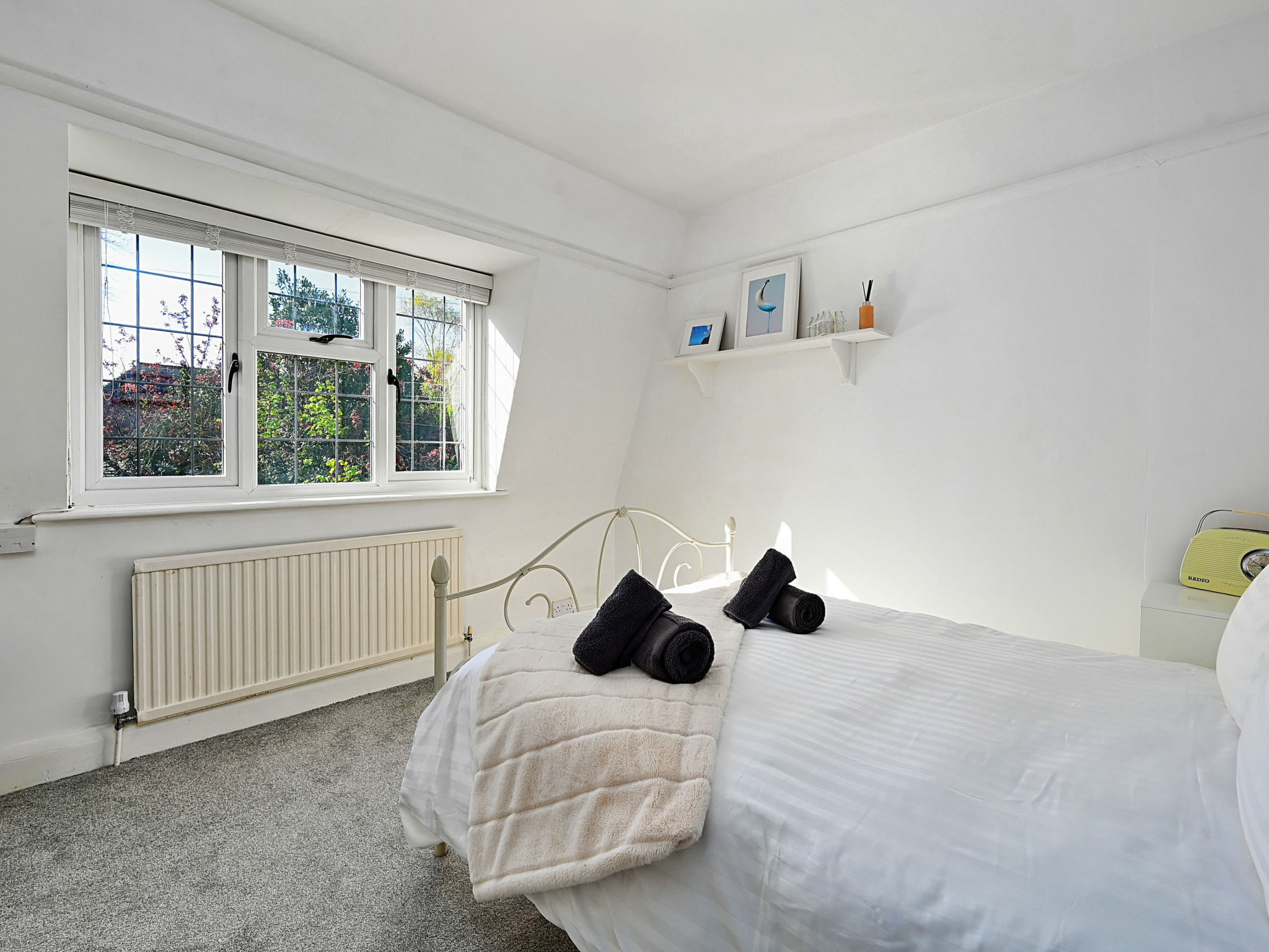 Maison 19, South Way – Chambre, photo 14 sur 33