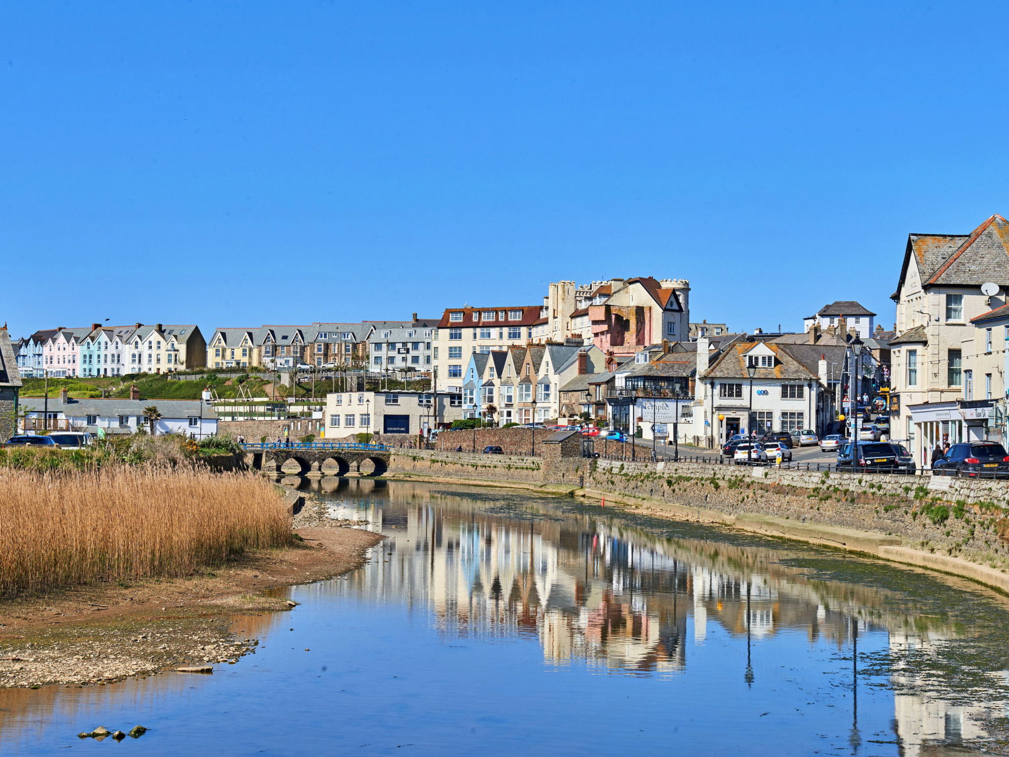 Strand Mews-Inside