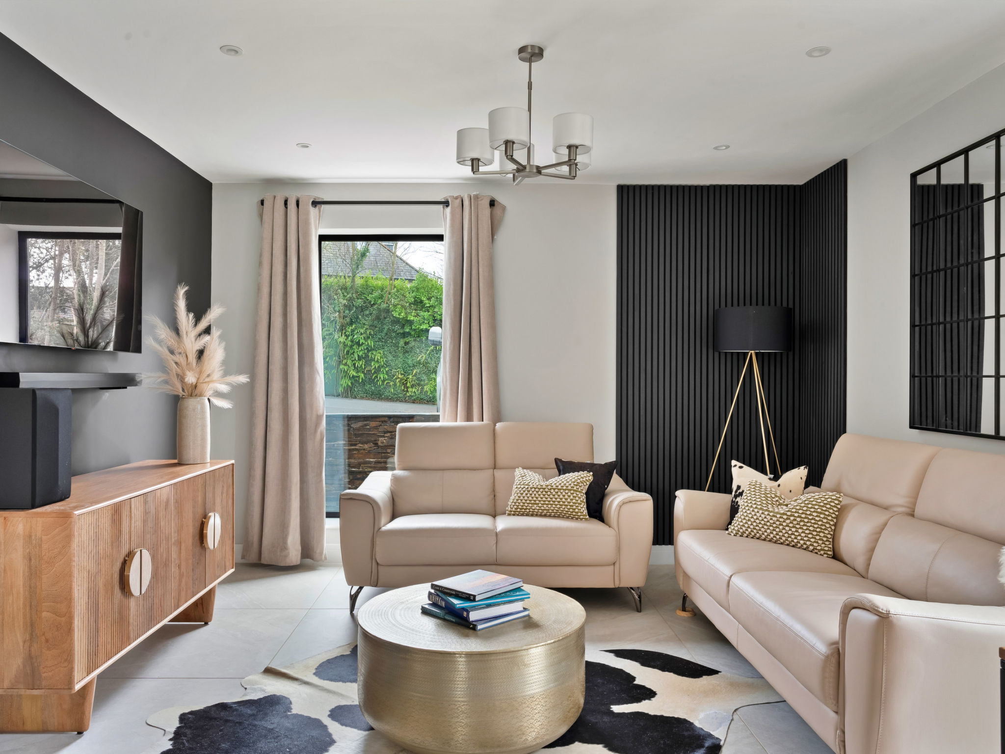Orchard Rise - Binnen