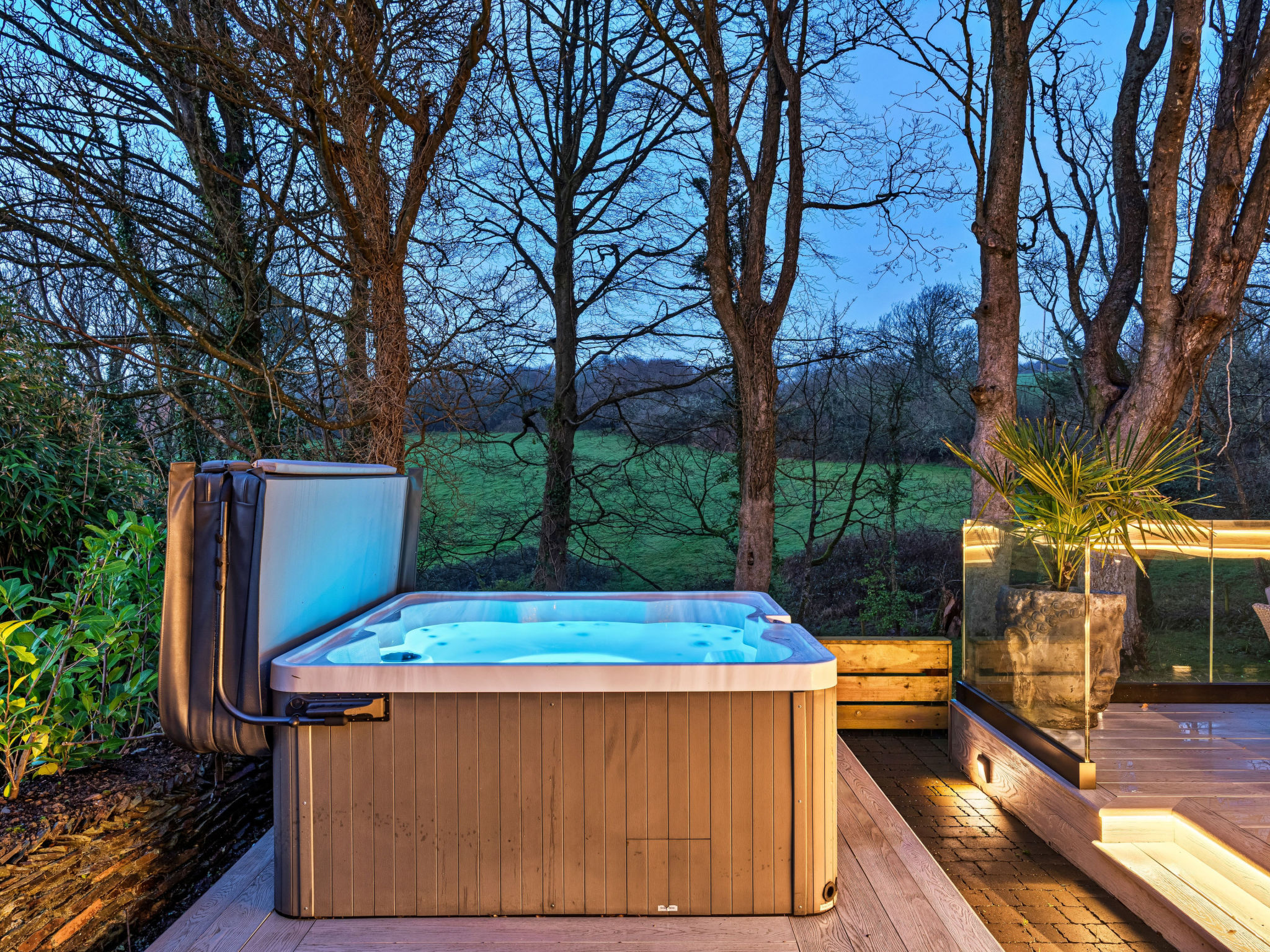 Orchard Rise - Buiten