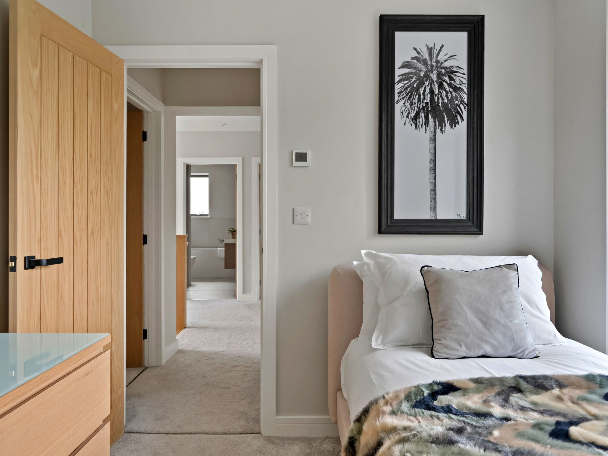 Orchard Rise - Binnen