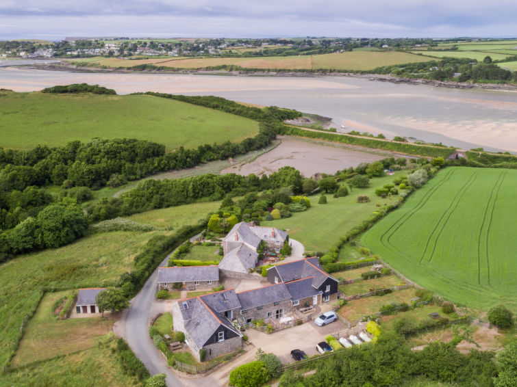 Halo Accommodation in Padstow