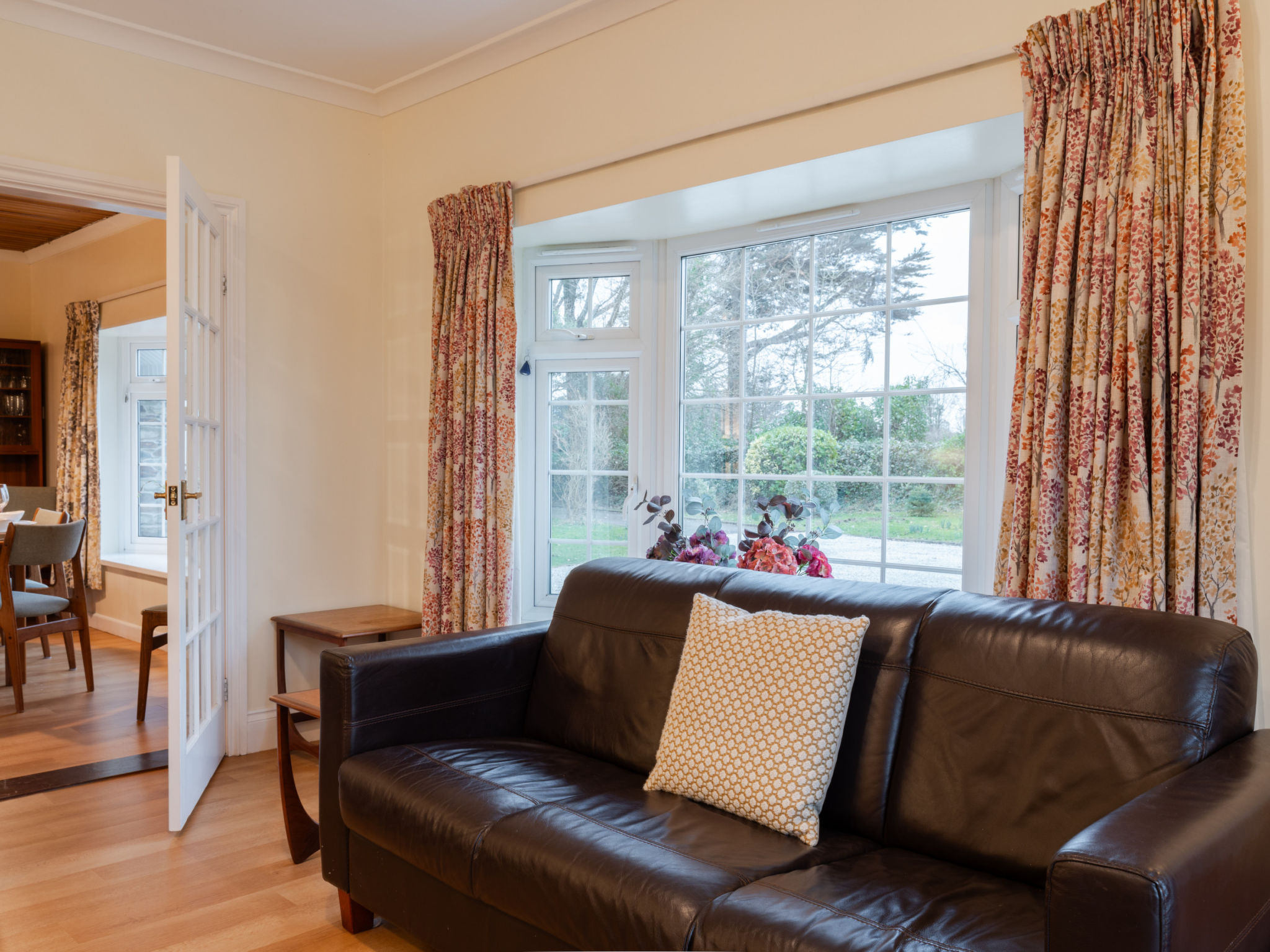 Sunny Nook-Inside