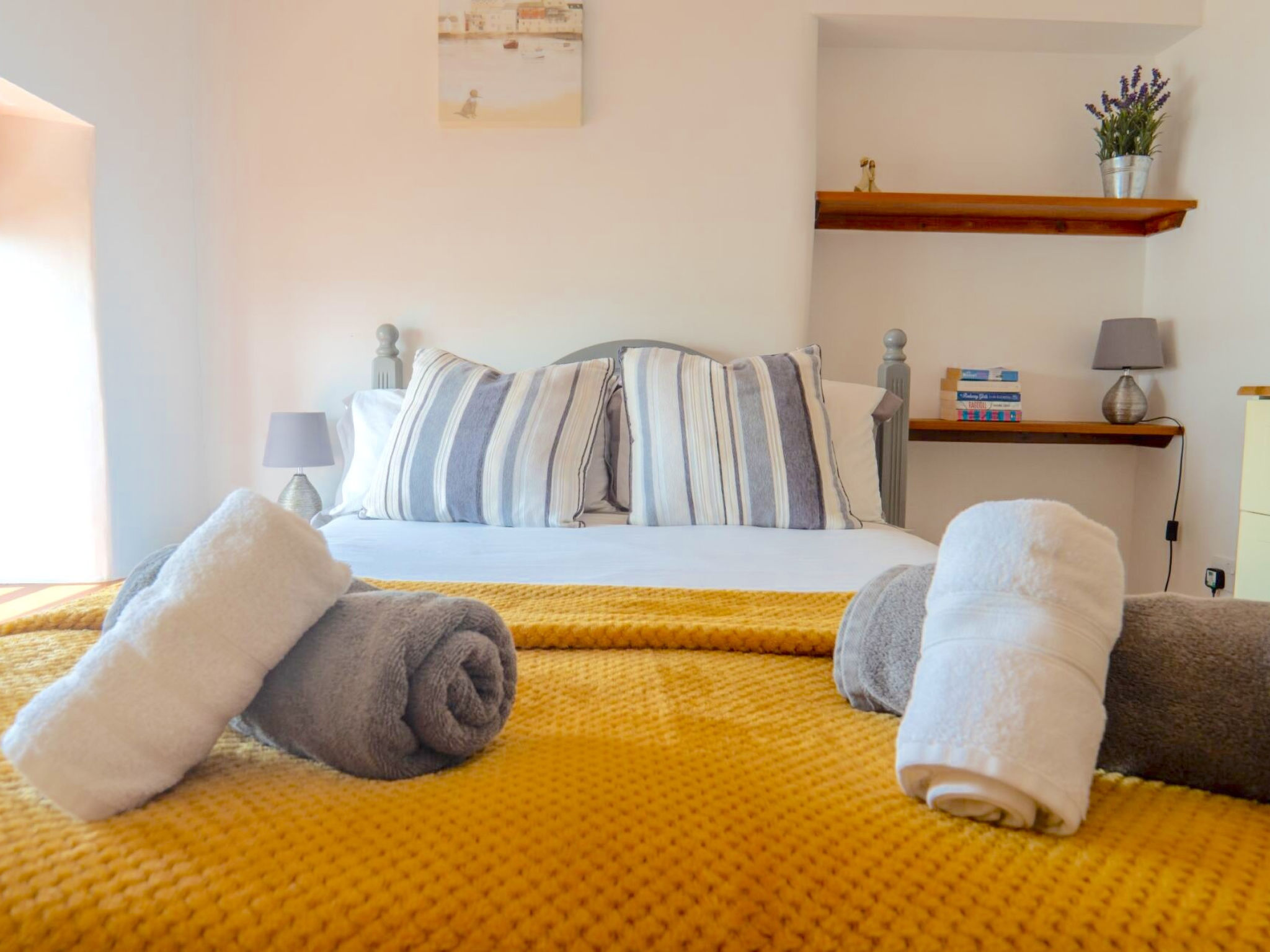 Rosemary Cottage at Widemouth Bay - Binnen