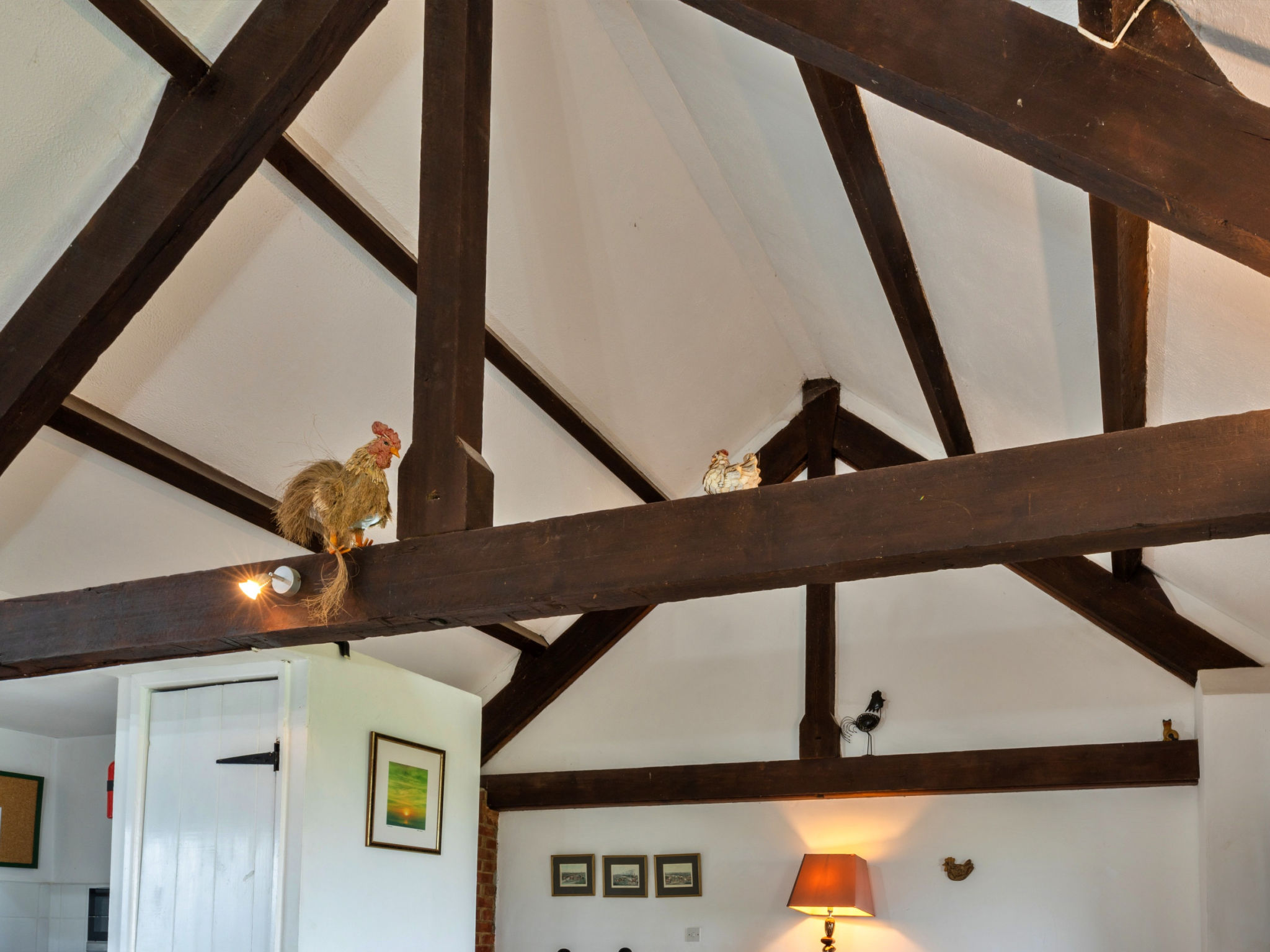 Squire, Quinceborough Farm - Binnen
