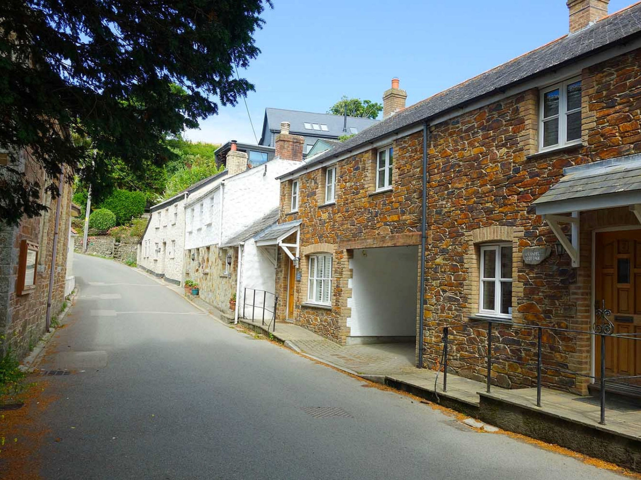Photo of Old Lanvean Cottage