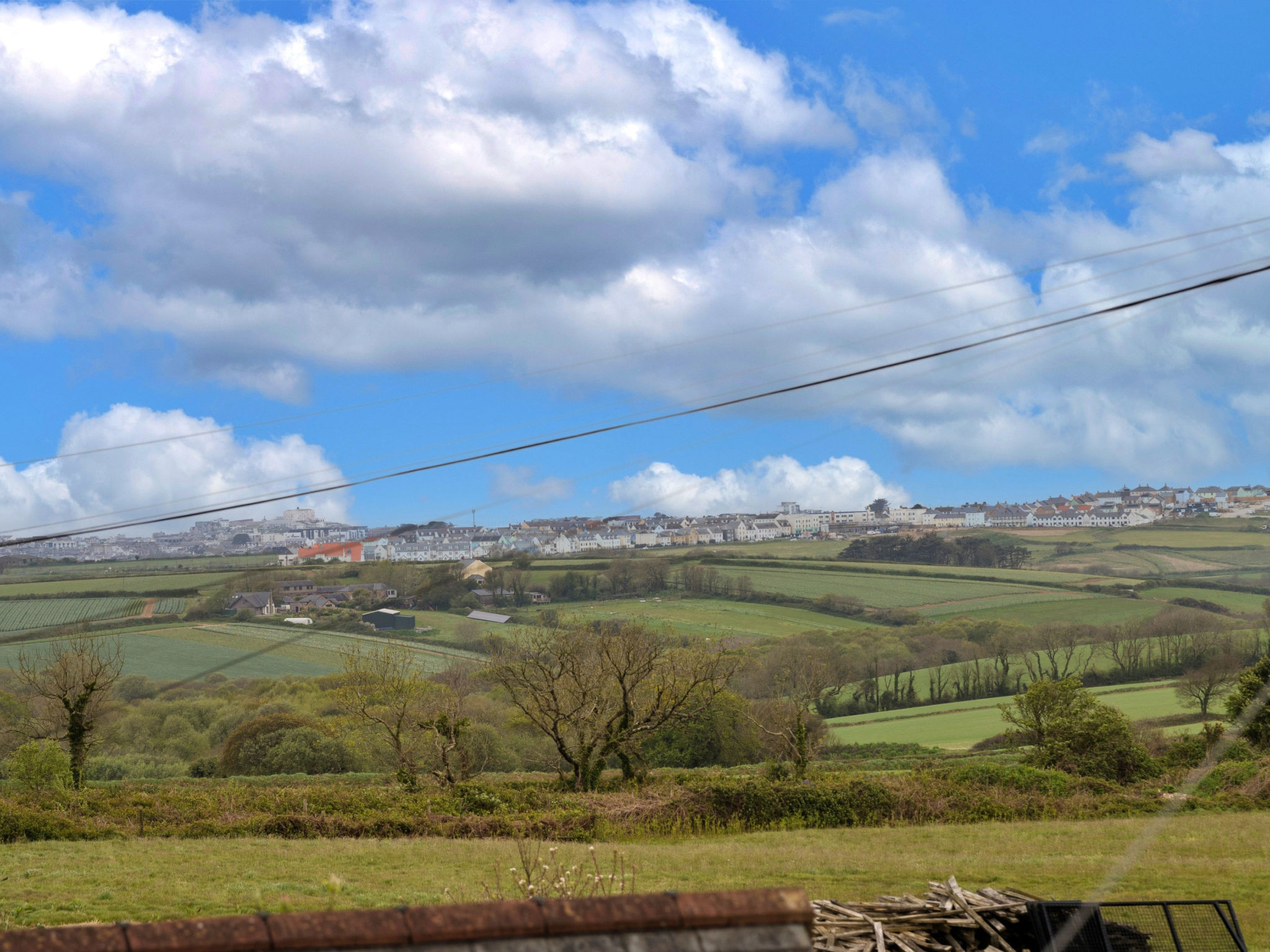 Tregirls - Outside