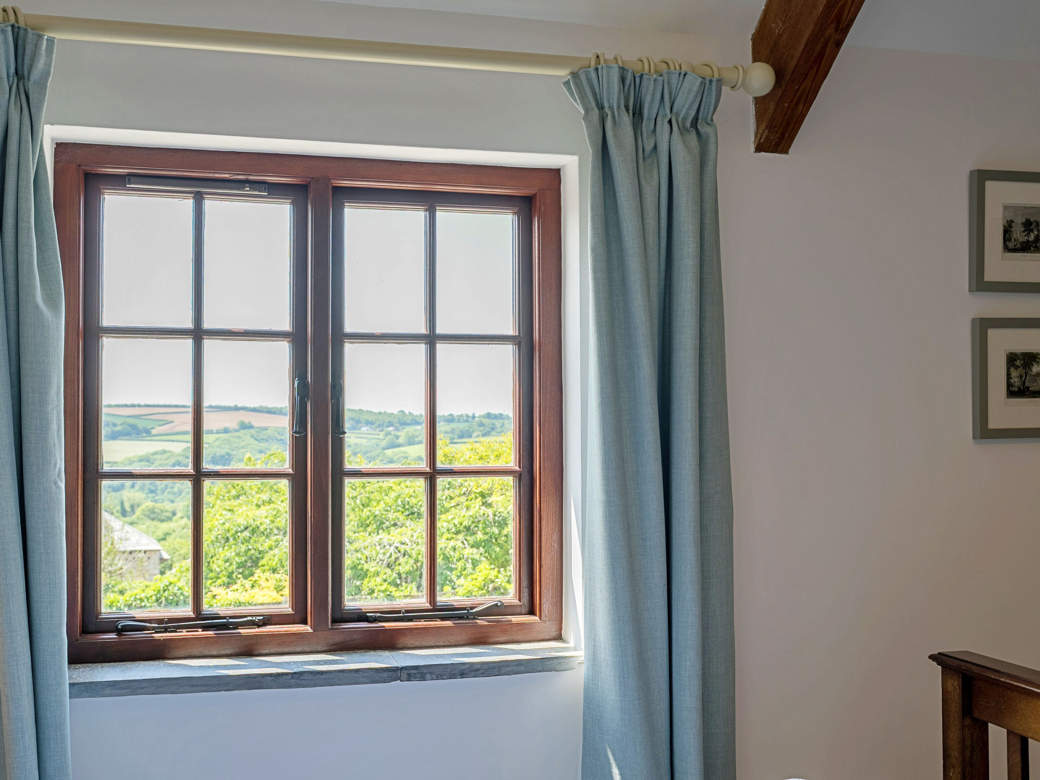 Demelza Cottage-Inside