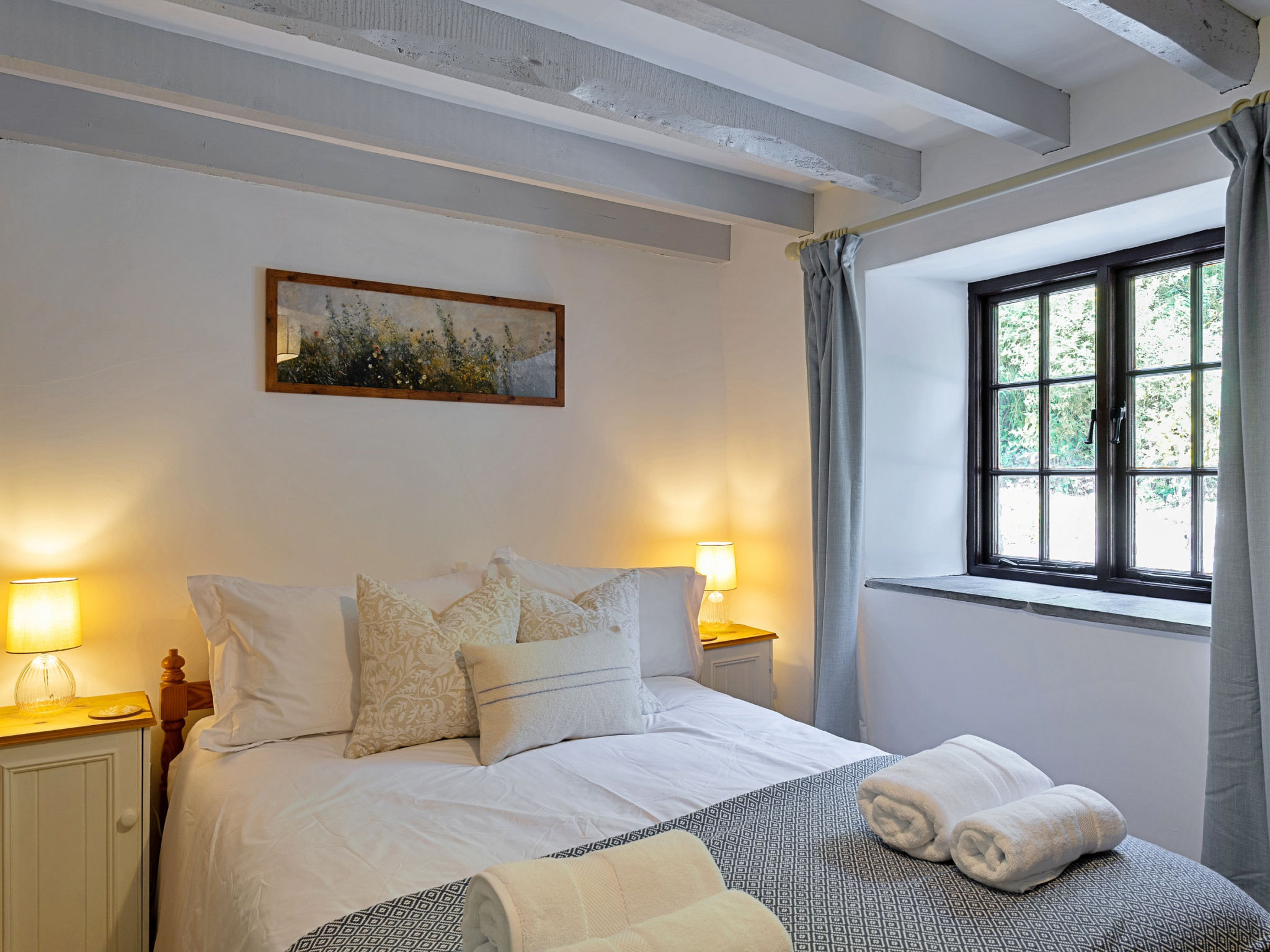 Rowella Cottage-Inside