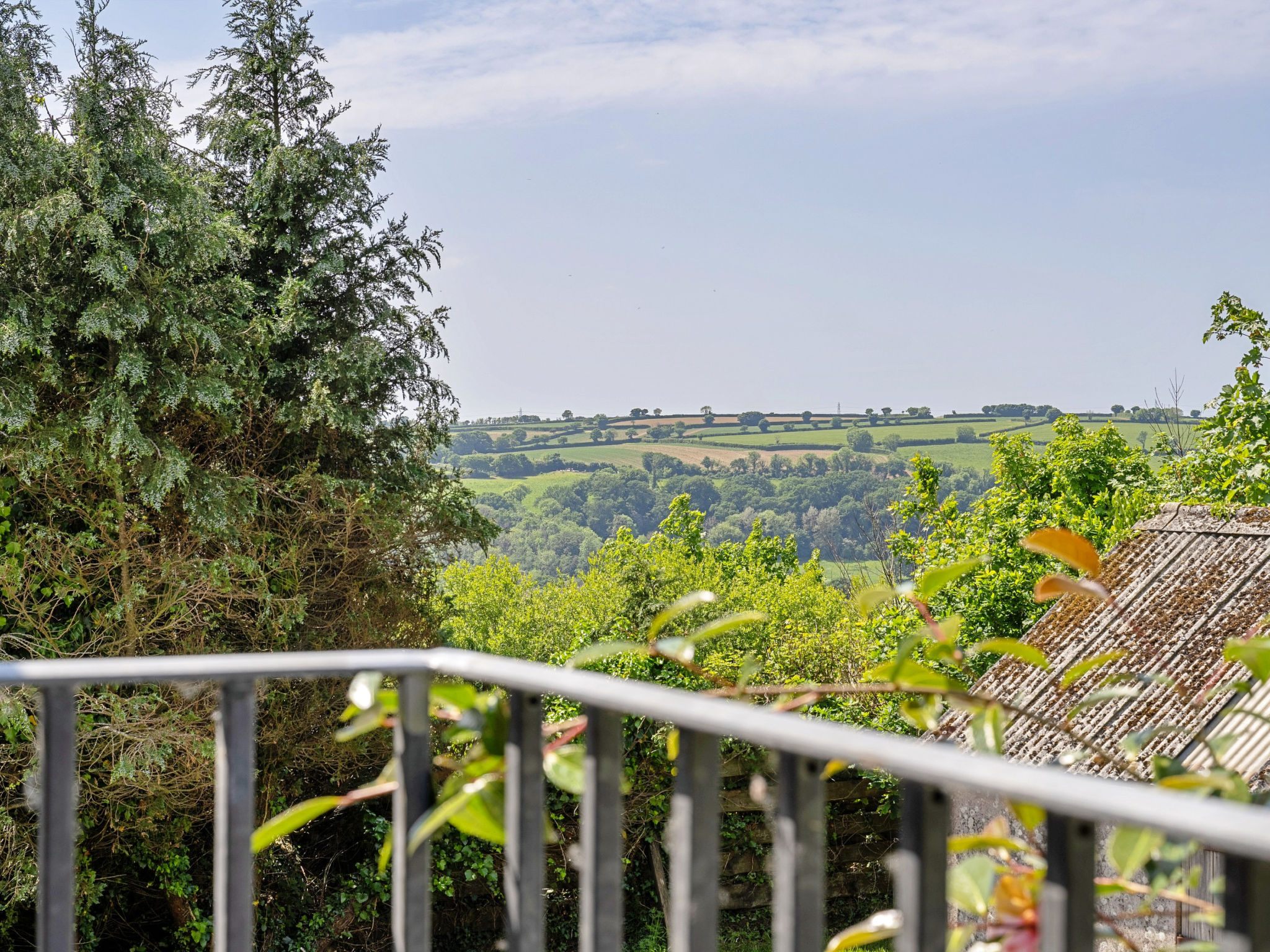 Rowella Cottage-Outside