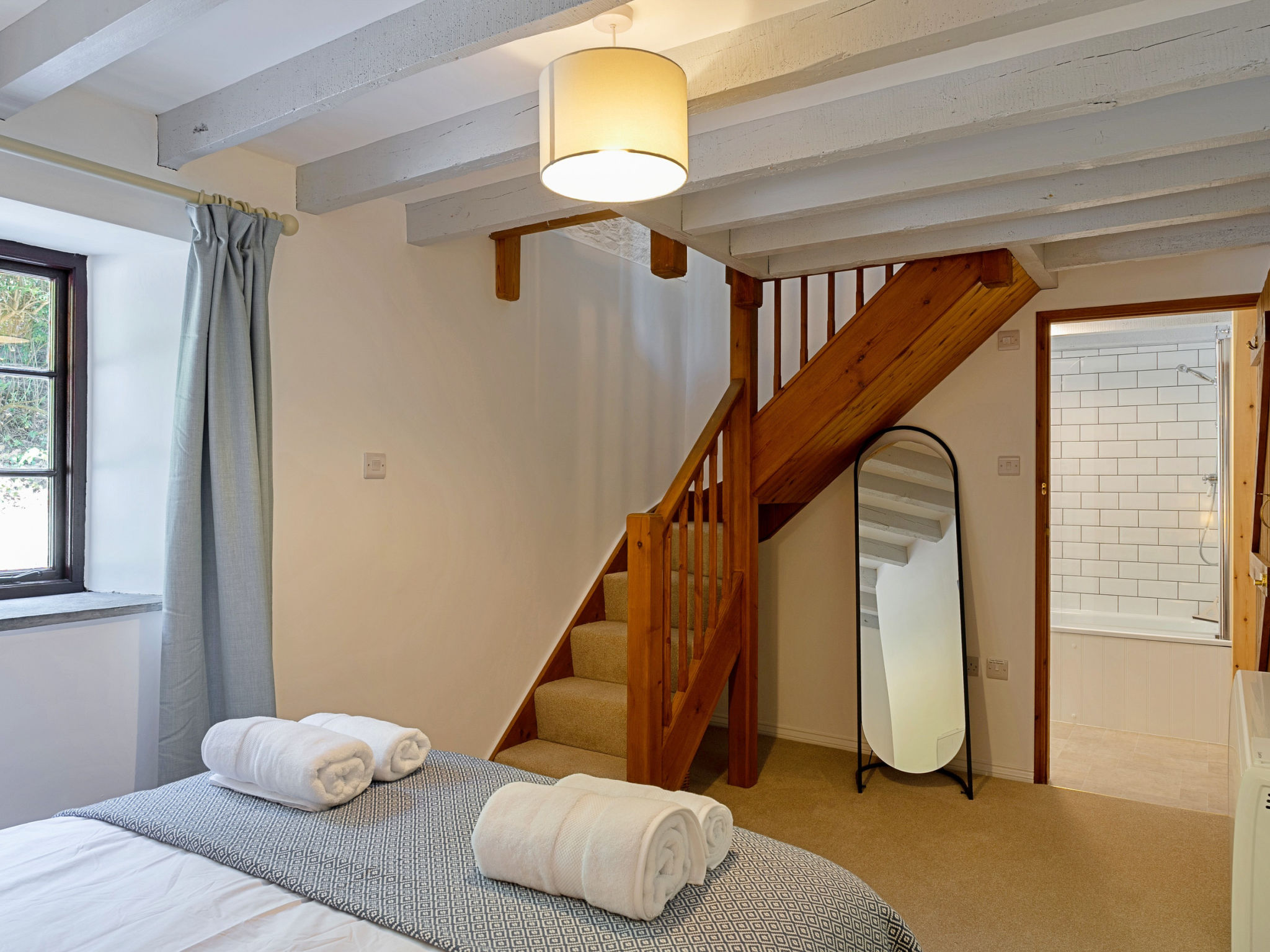 Rowella Cottage-Inside