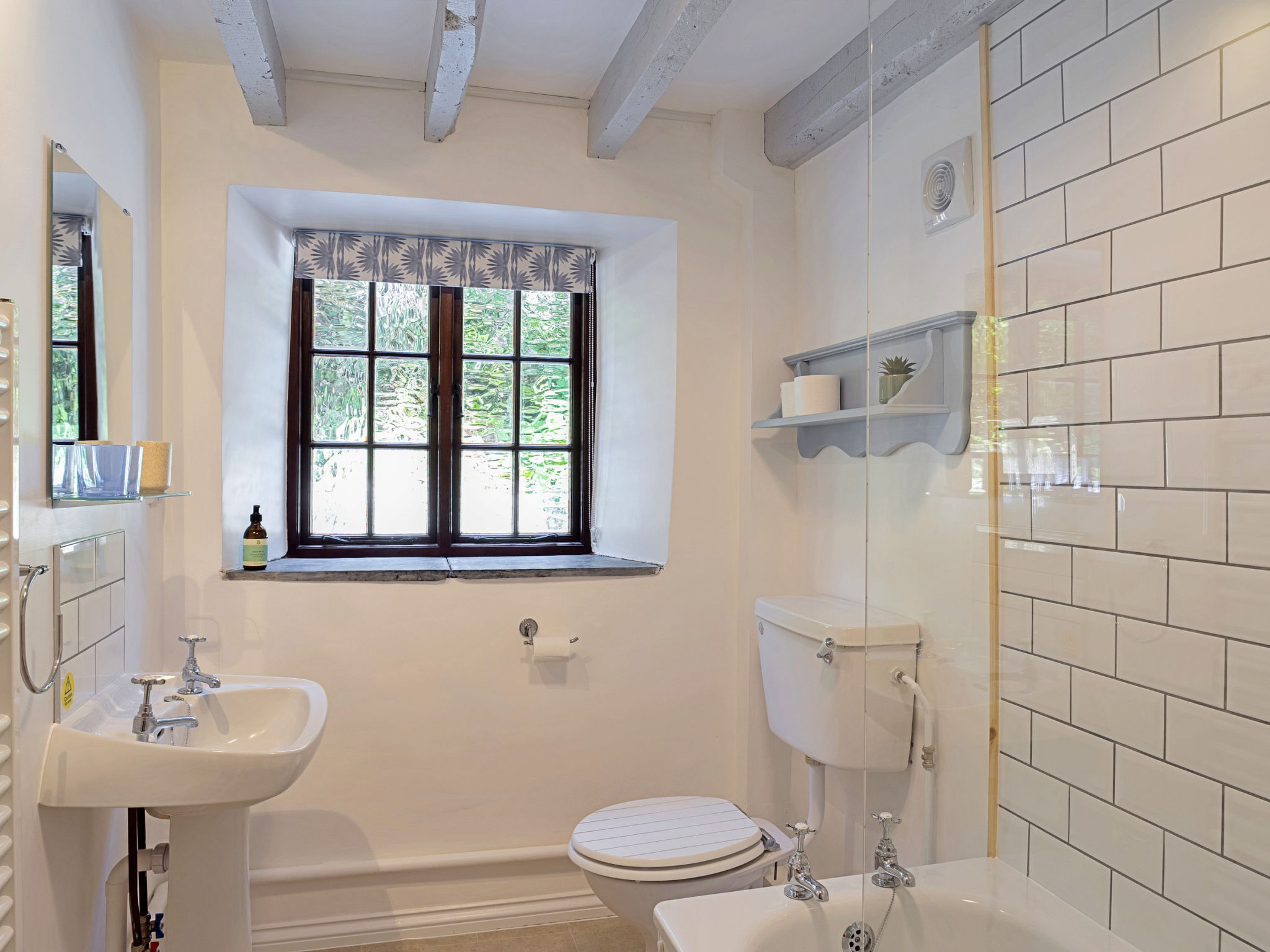 Rowella Cottage-Inside