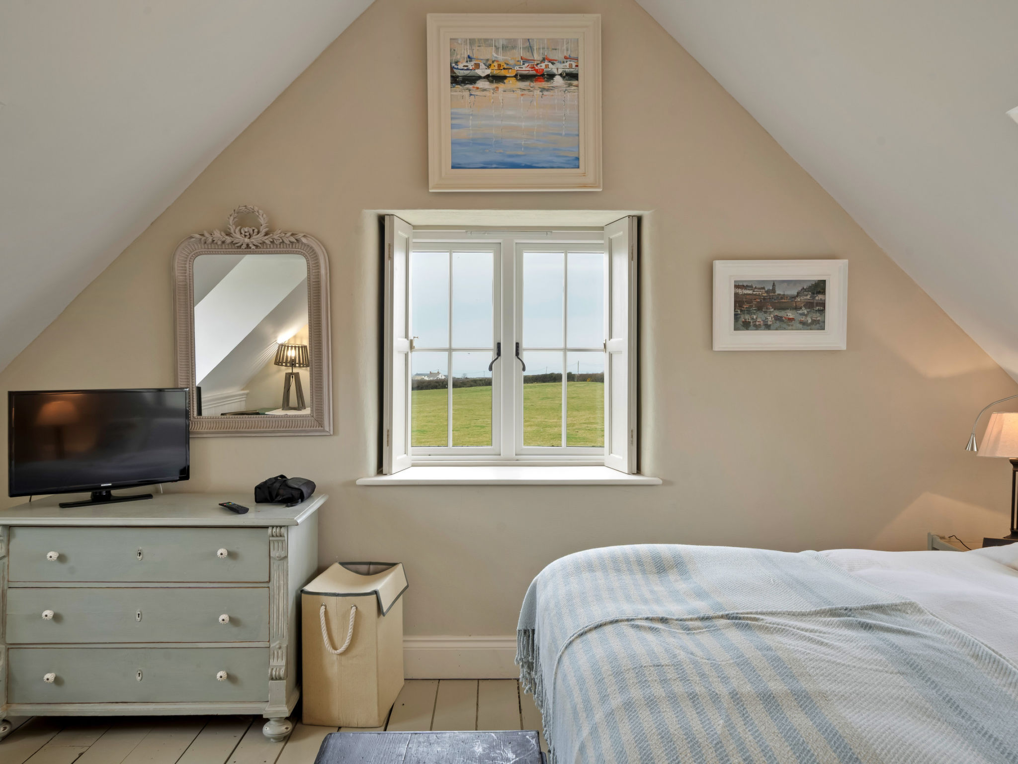 St Eval School House-Inside