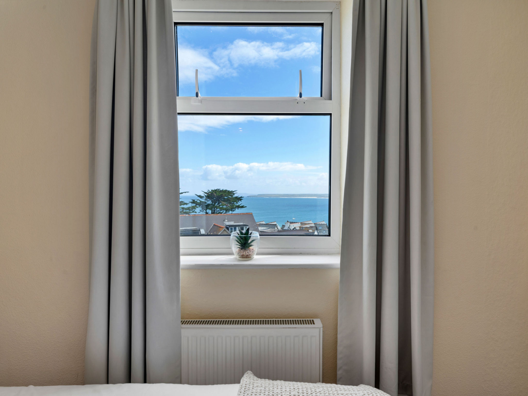 No. 10 Porthmeor - Binnen