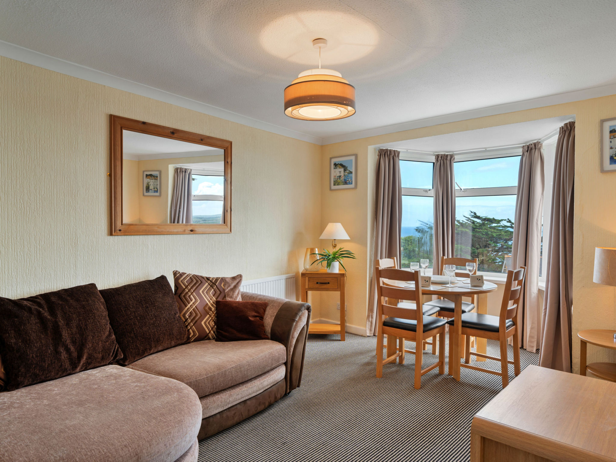 No. 10 Porthmeor - Binnen