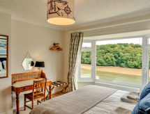 Tideway in Truro: Ruim vakantiehuis voor 5 met whirlpool, vlakbij stad en strand - thumbnail 5