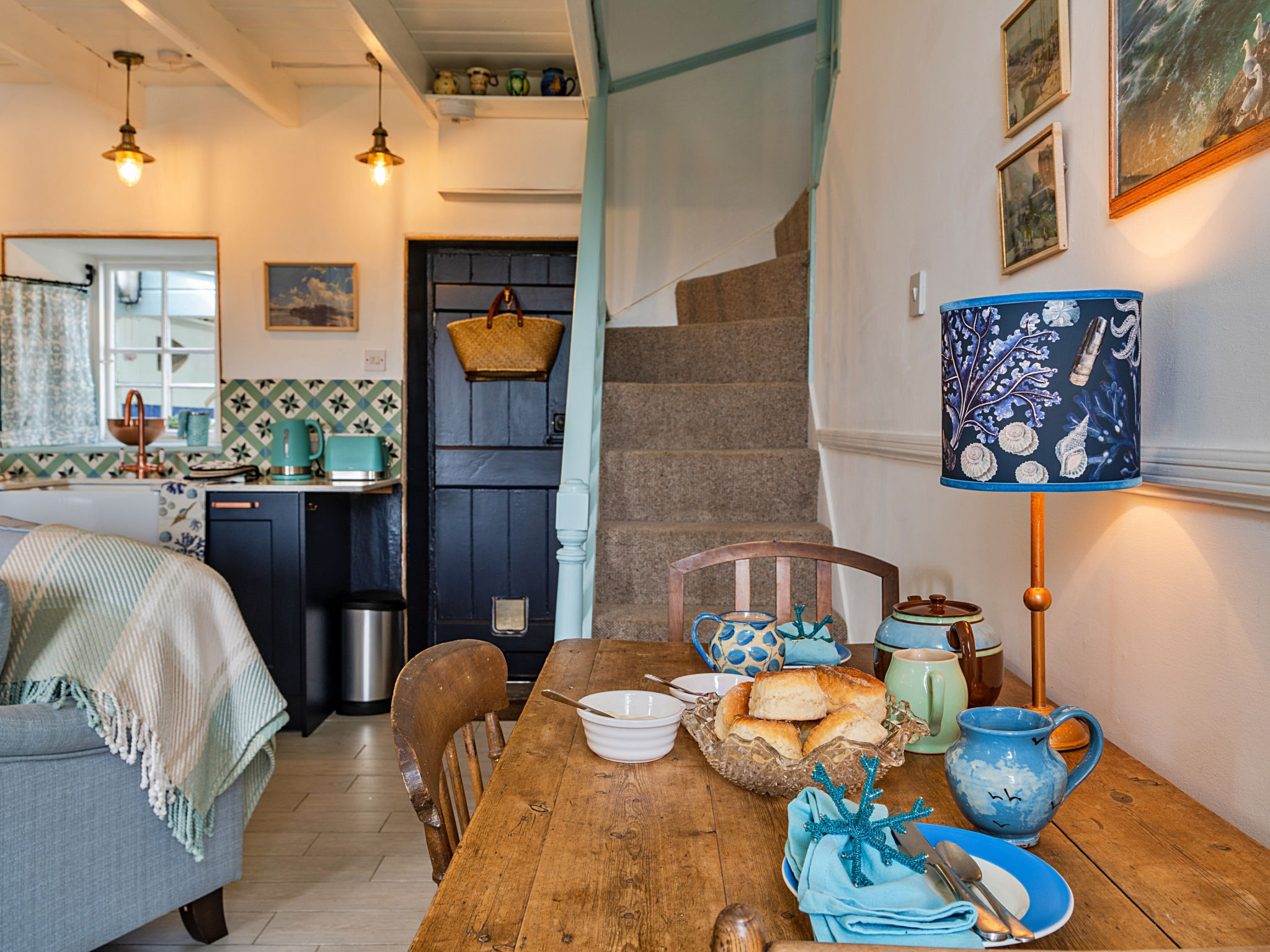 Cosy Mousehole Cottage with Sea Views-Binnen